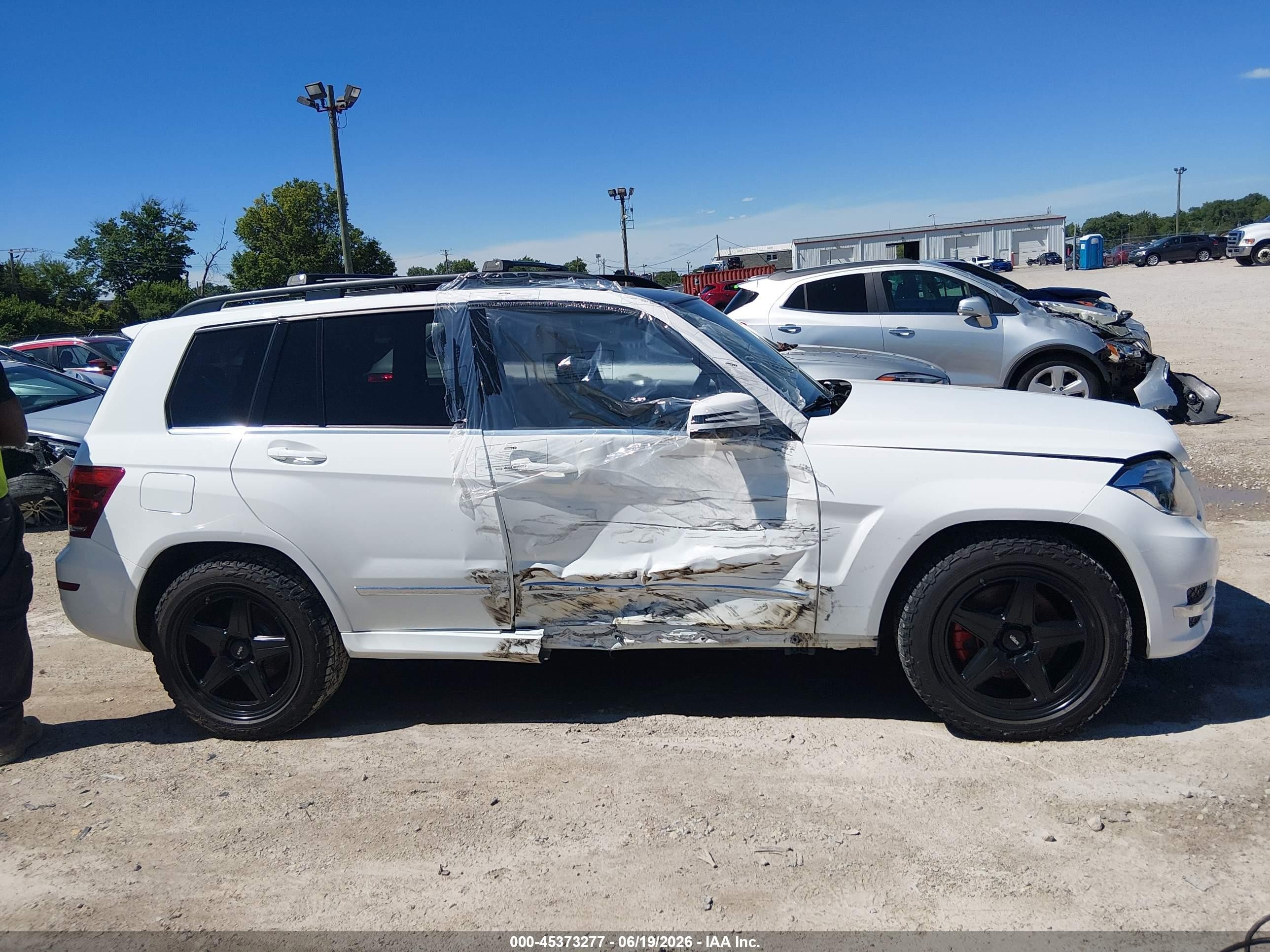 2014 Mercedes-benz Glk 350 4matic White vin: WDCGG8JB6EG334504