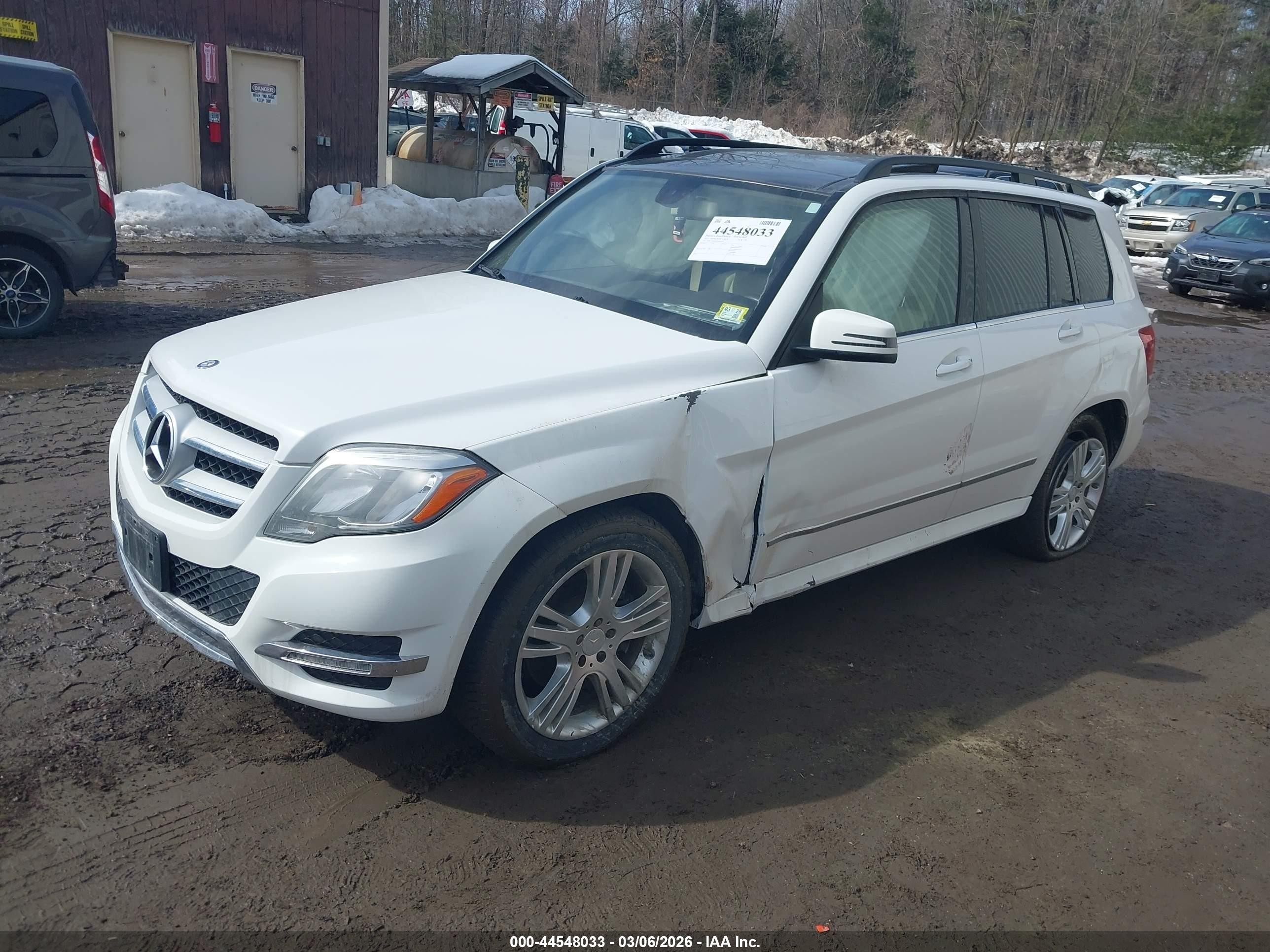 2013 Mercedes-benz Glk 350 4matic White vin: WDCGG8JB7DF964150