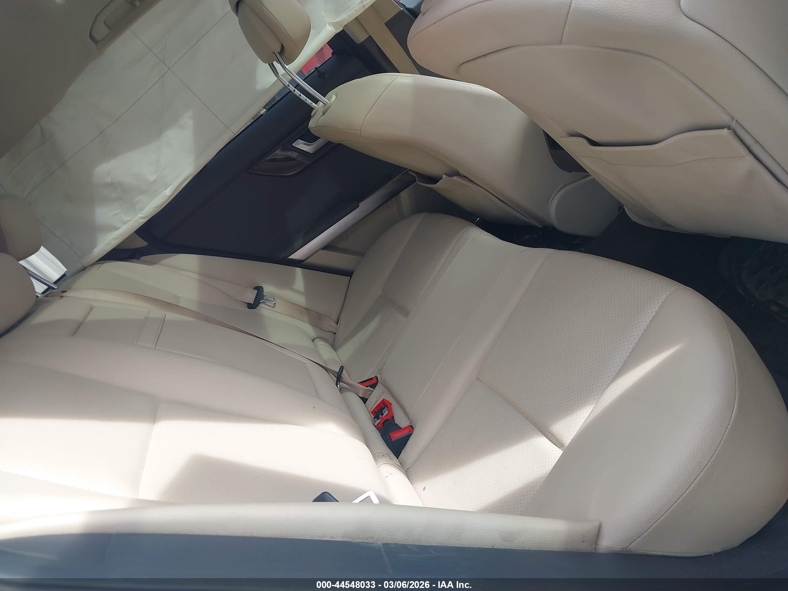 2013 Mercedes-benz Glk 350 4matic White vin: WDCGG8JB7DF964150
