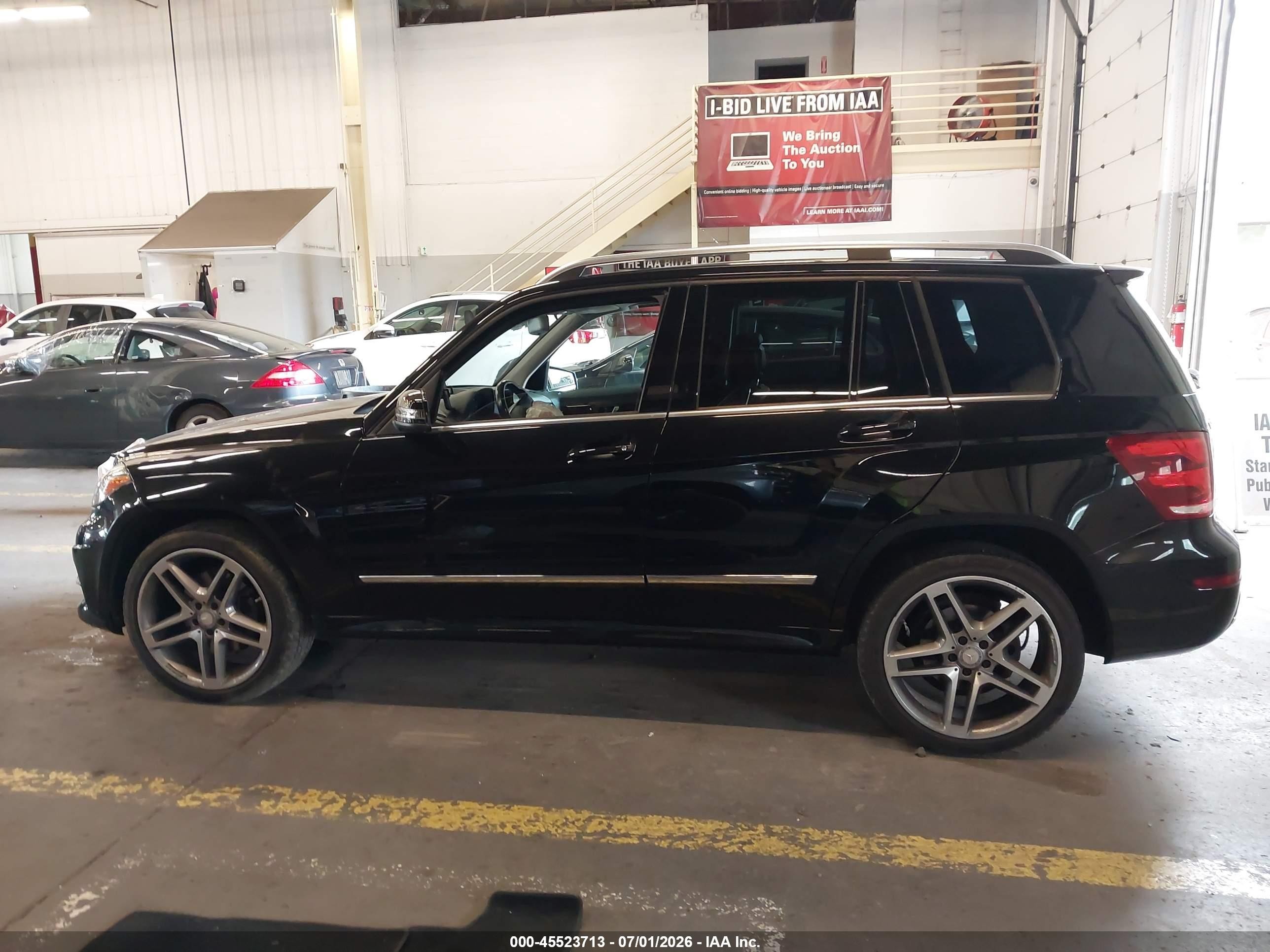 2013 Mercedes-benz Glk 350 4matic Черный vin: WDCGG8JB7DG140000