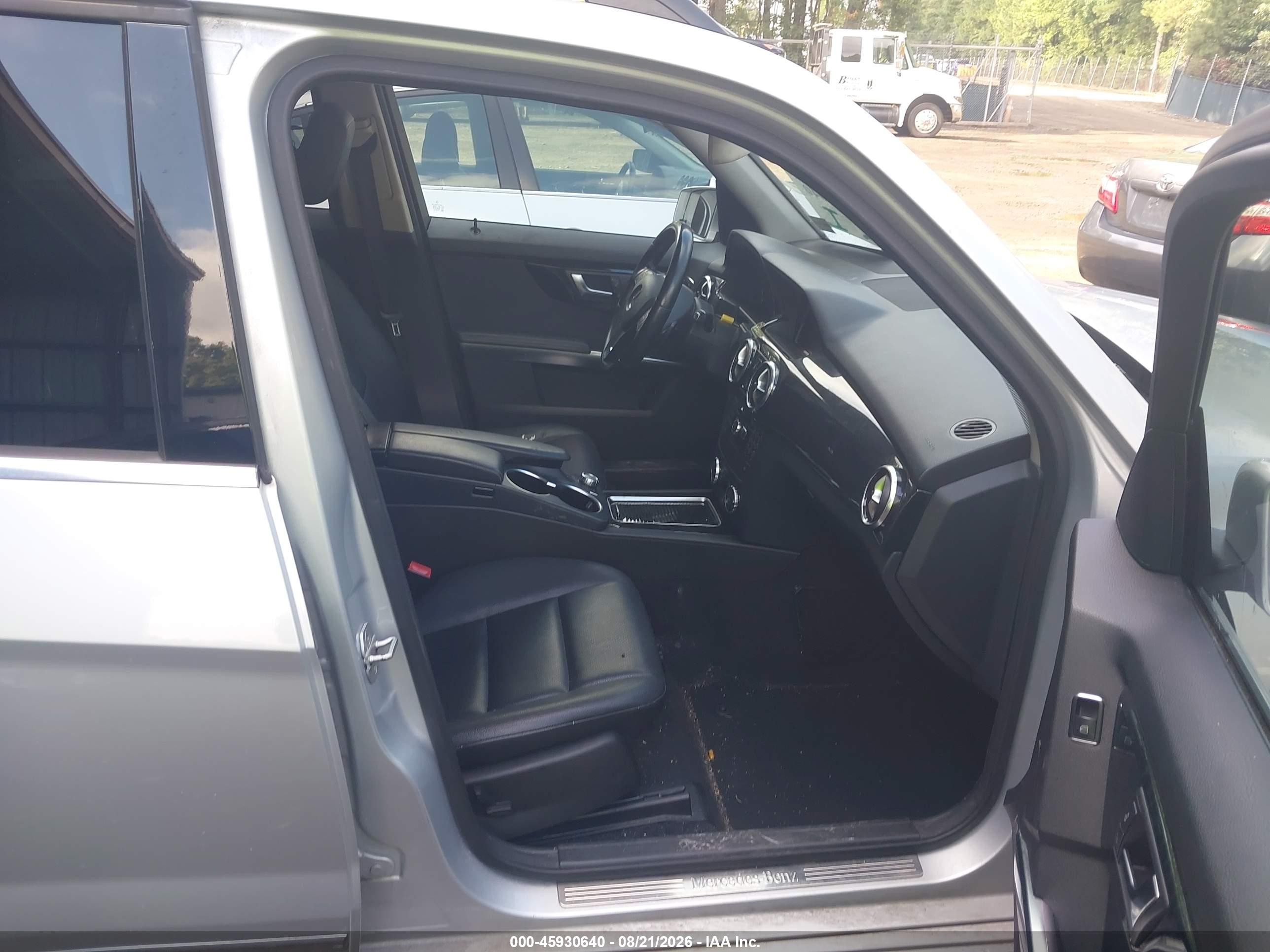 2013 Mercedes-benz Glk 350 4matic Серебряный vin: WDCGG8JB7DG150784