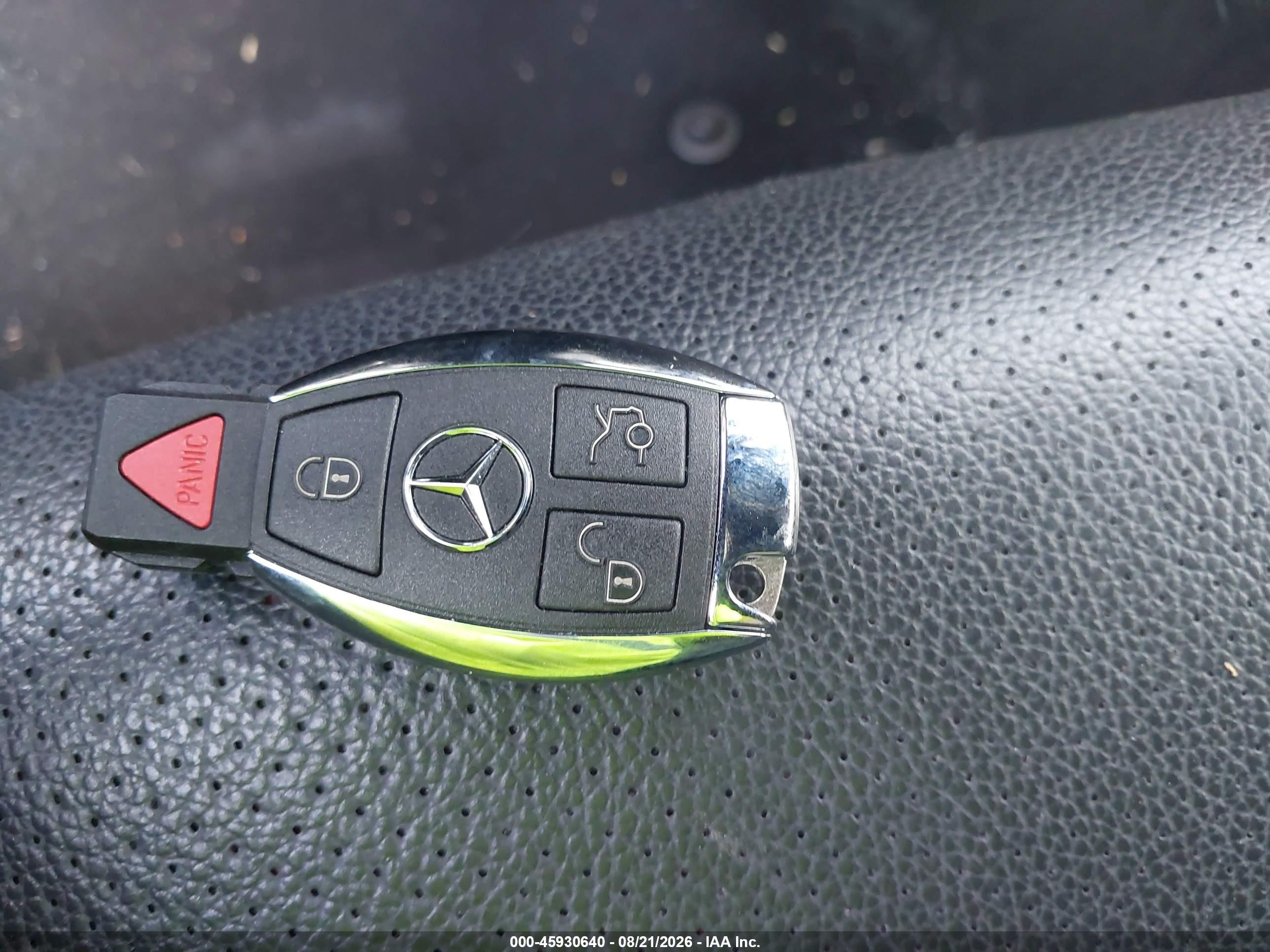 2013 Mercedes-benz Glk 350 4matic Серебряный vin: WDCGG8JB7DG150784