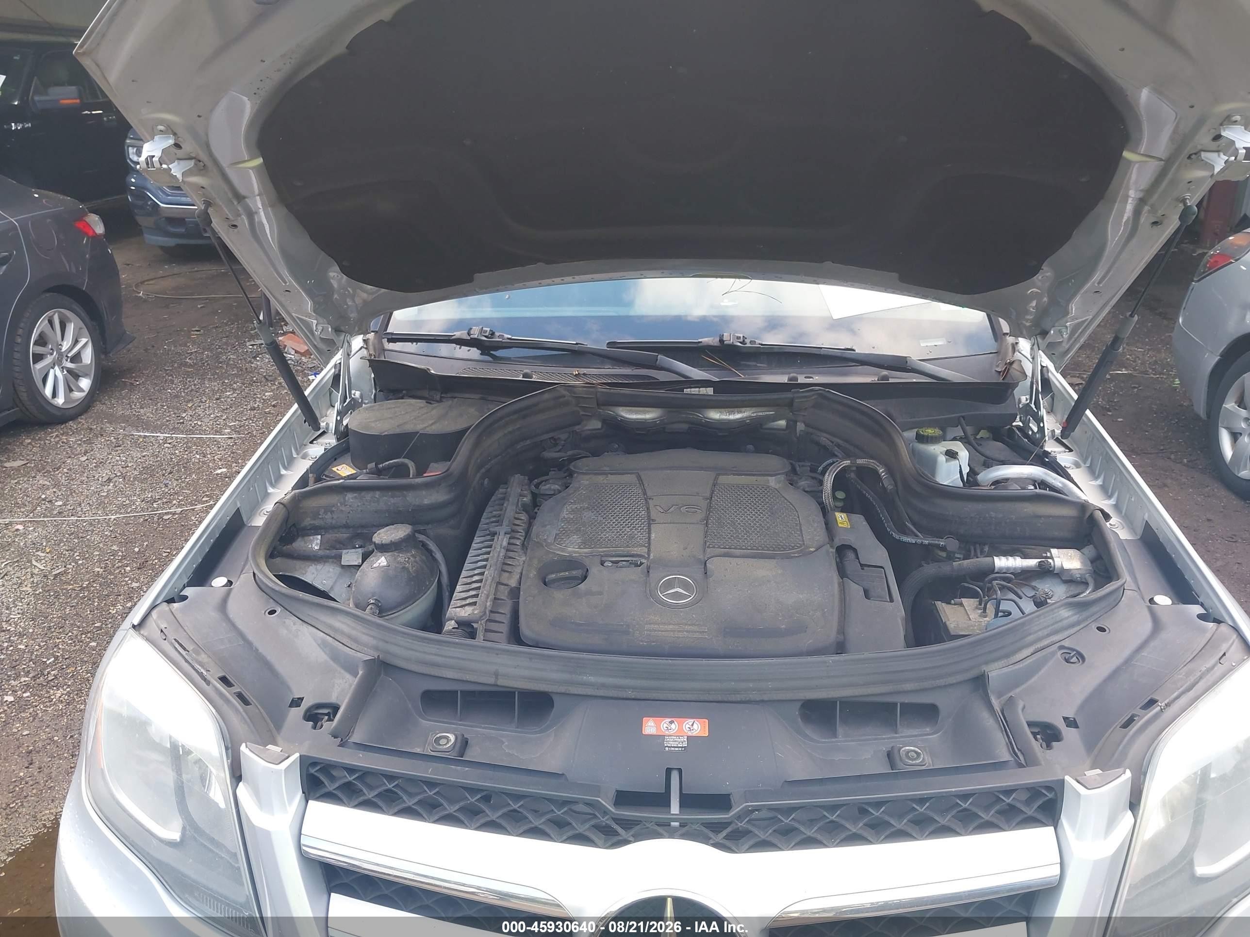 2013 Mercedes-benz Glk 350 4matic Серебряный vin: WDCGG8JB7DG150784