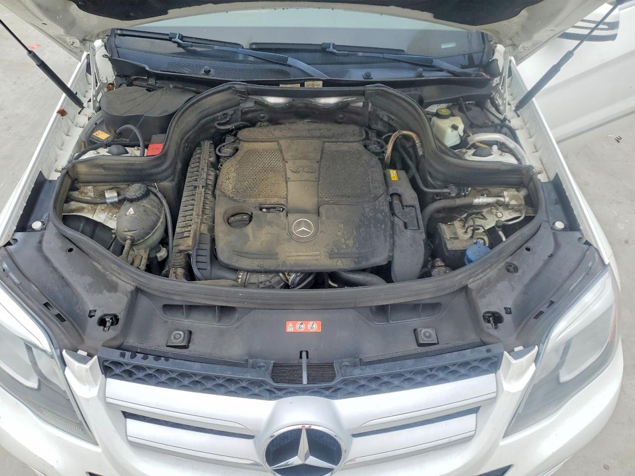 2014 Mercedes-benz Glk 350 4matic White vin: WDCGG8JB7EG190123