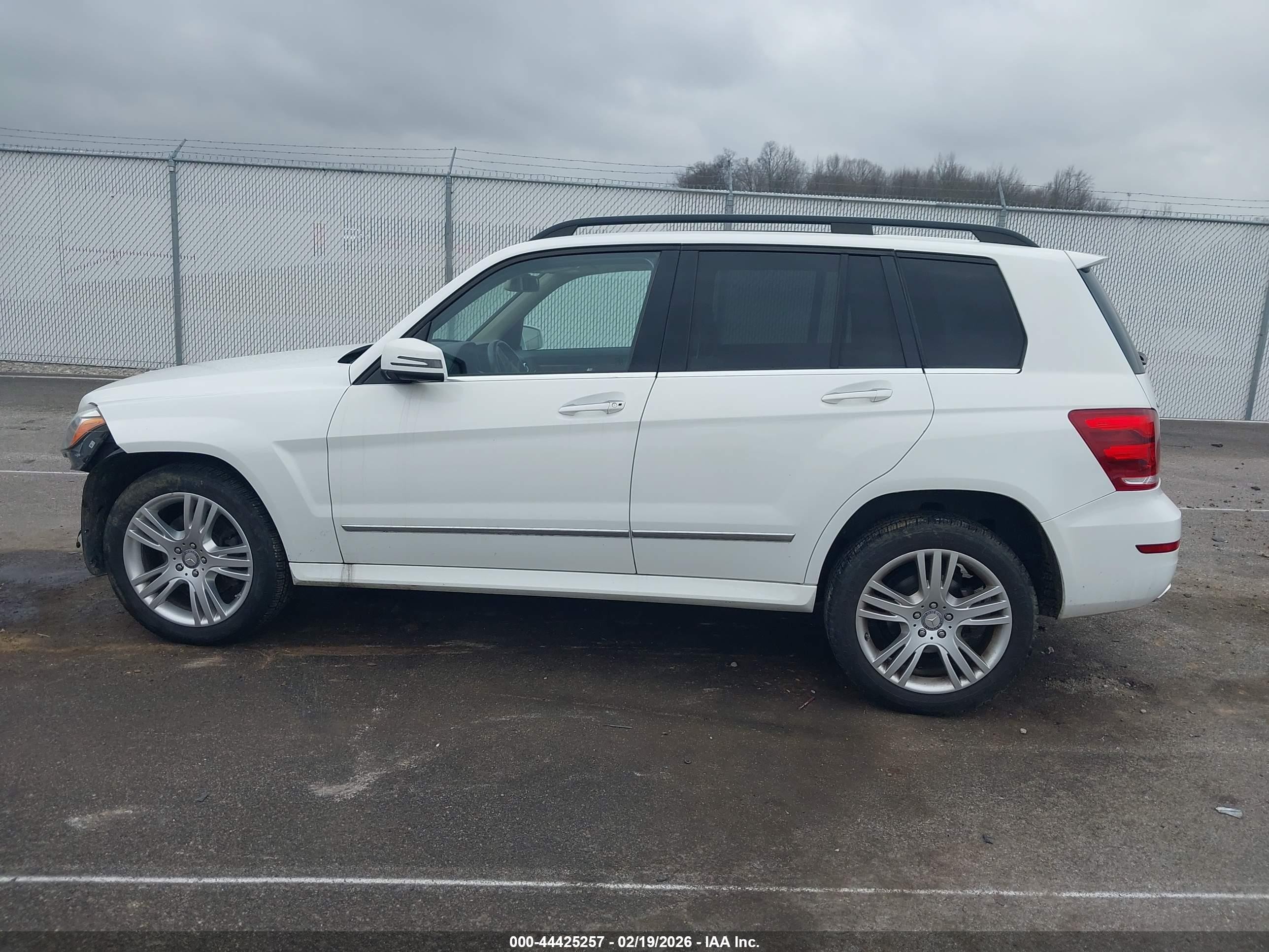 2015 Mercedes-benz Glk 350 4matic White vin: WDCGG8JB7FG378402