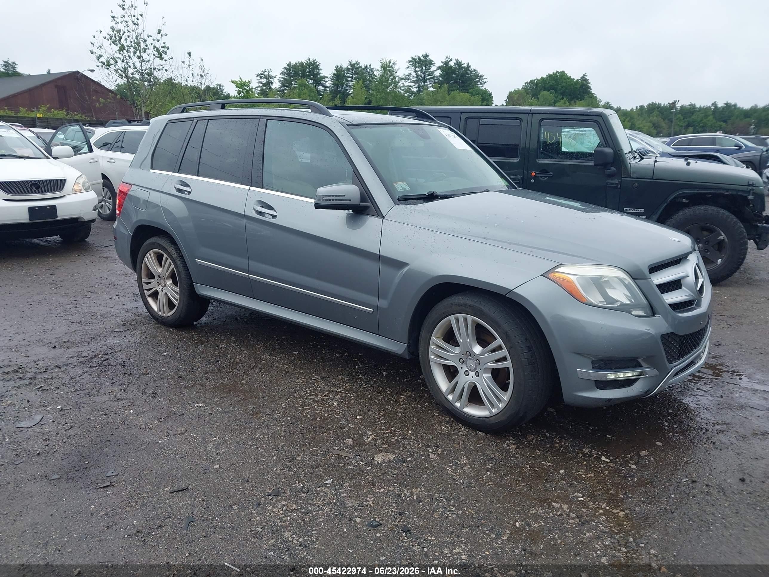 2013 Mercedes-benz Glk 350 4matic Silver vin: WDCGG8JB8DG094936