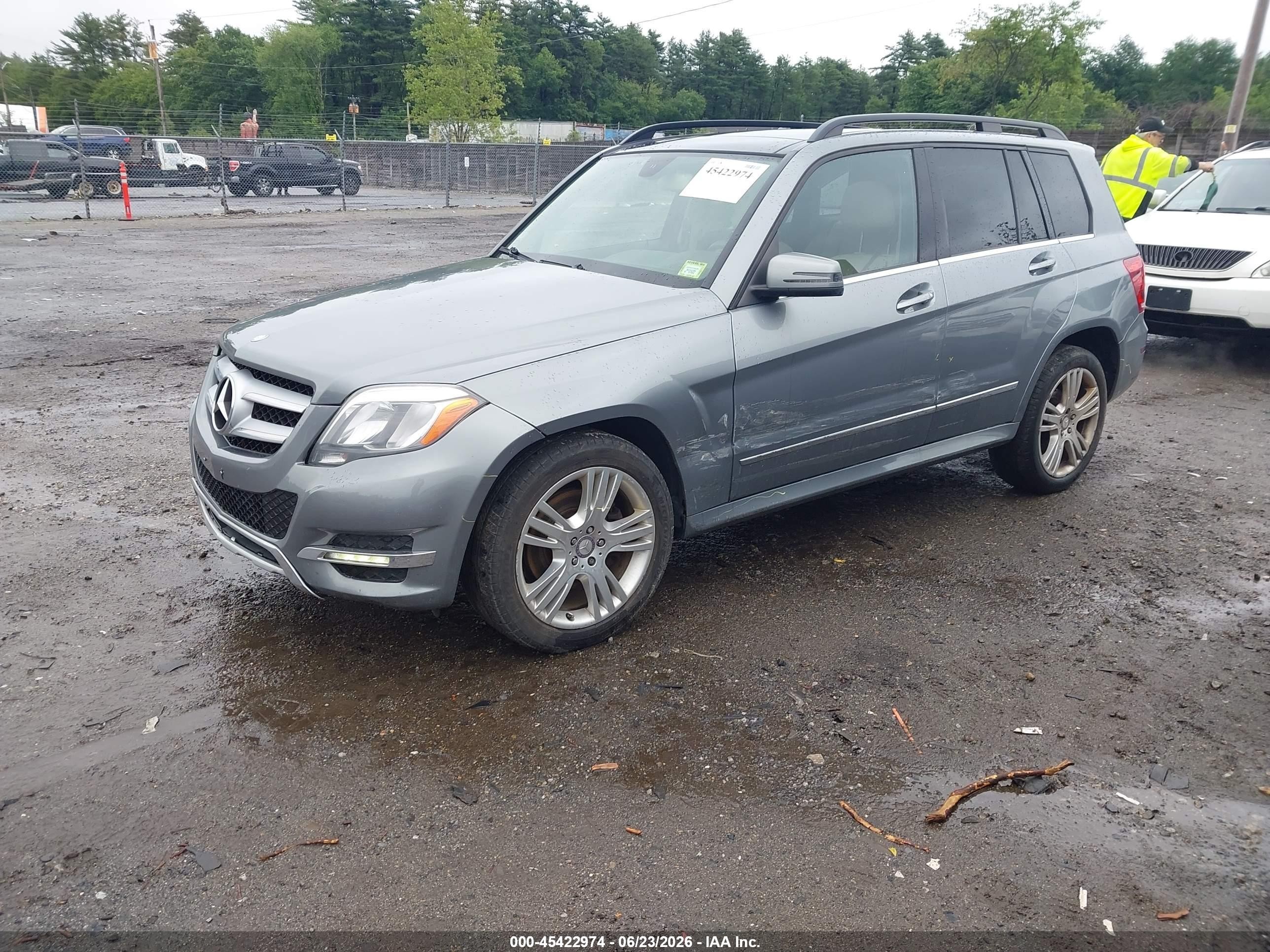 2013 Mercedes-benz Glk 350 4matic Silver vin: WDCGG8JB8DG094936