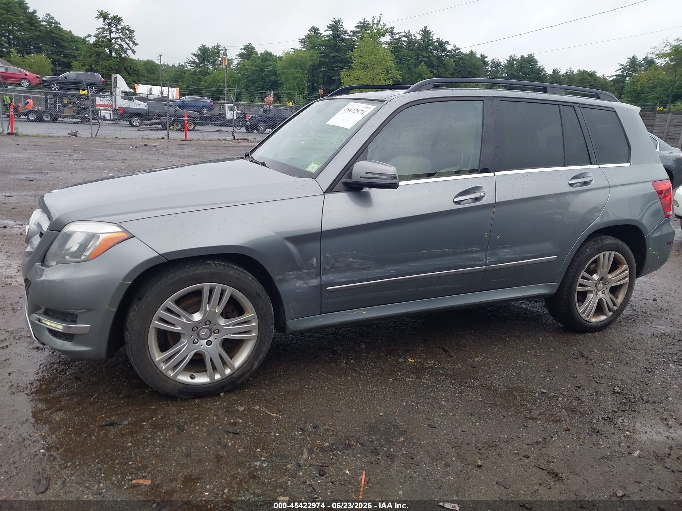 2013 Mercedes-benz Glk 350 4matic Silver vin: WDCGG8JB8DG094936