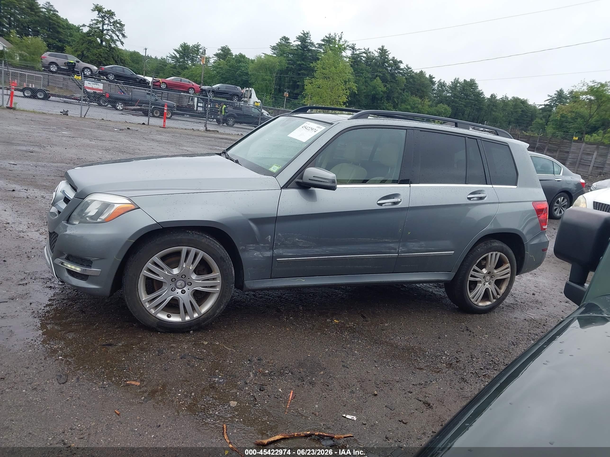 2013 Mercedes-benz Glk 350 4matic Silver vin: WDCGG8JB8DG094936