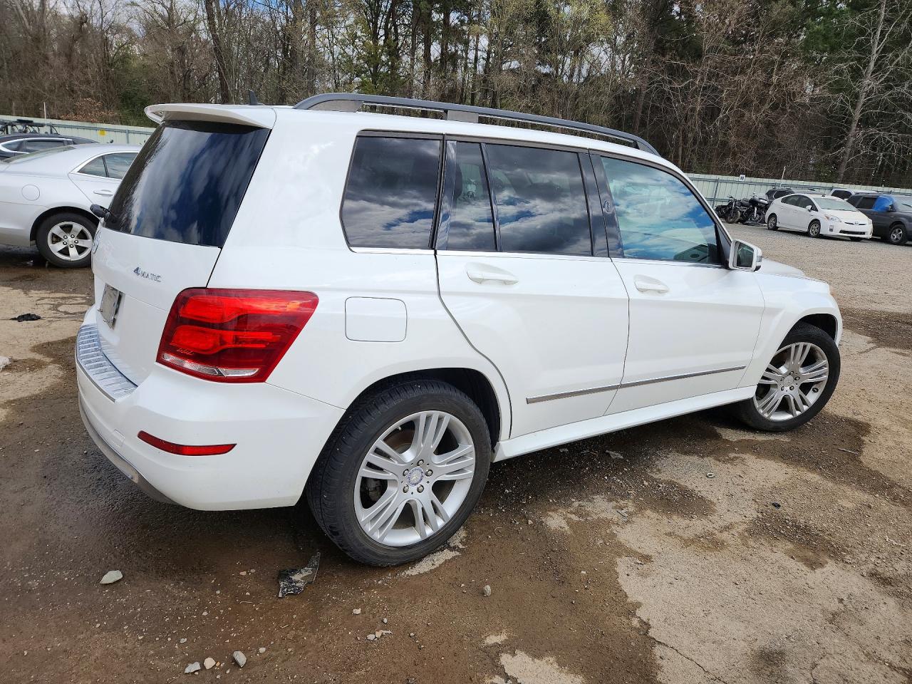 2013 Mercedes-benz Glk 350 4matic White vin: WDCGG8JB8DG113128