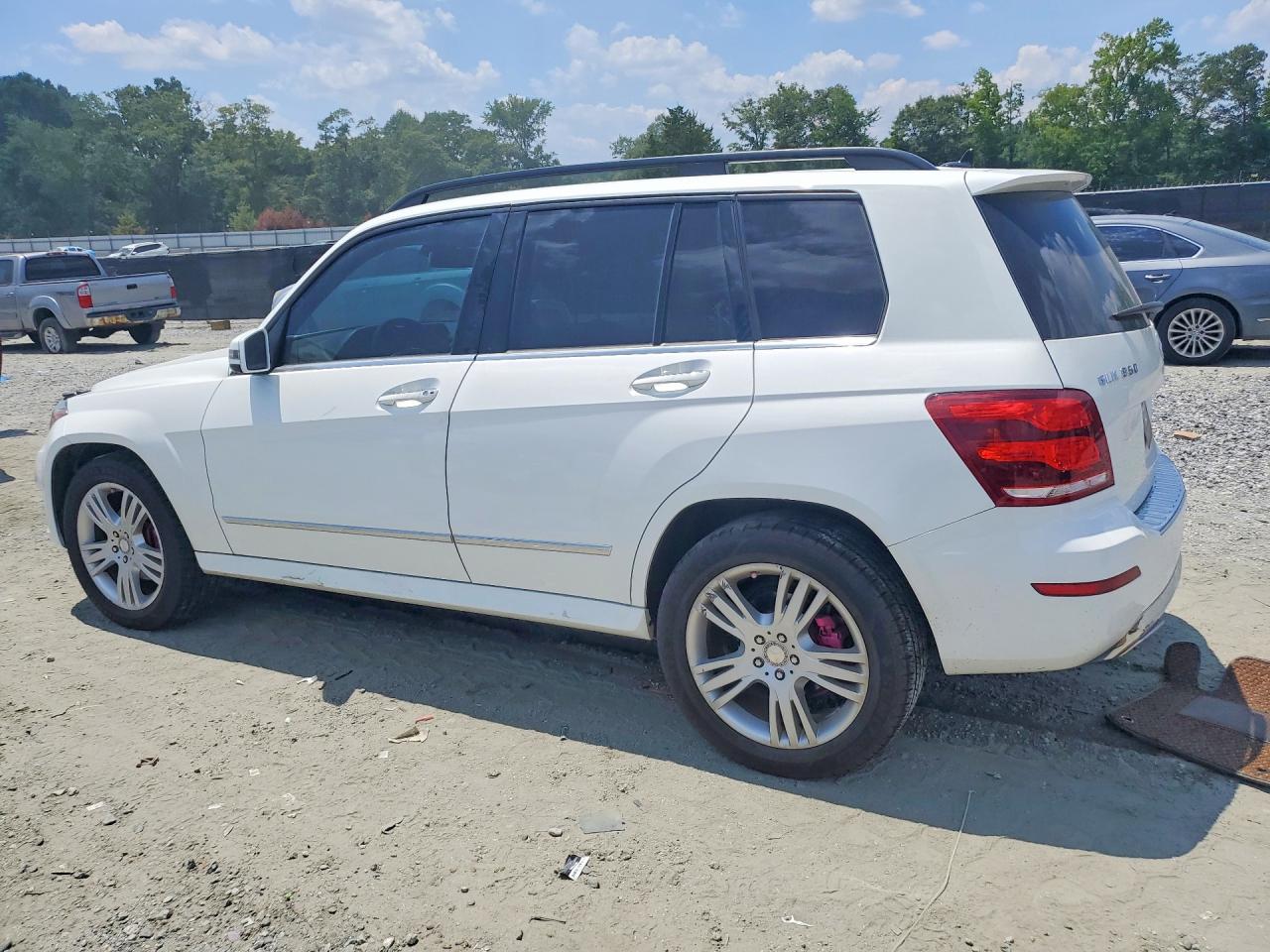 2014 Mercedes-benz Glk 350 4matic White vin: WDCGG8JB8EG330776