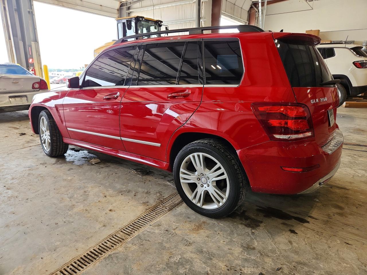 2015 Mercedes-benz Glk 350 4matic Red vin: WDCGG8JB8FG351063