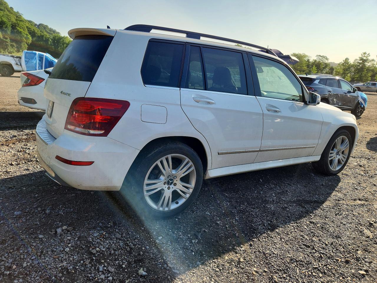 2015 Mercedes-benz Glk 350 4matic Белый vin: WDCGG8JB8FG409141