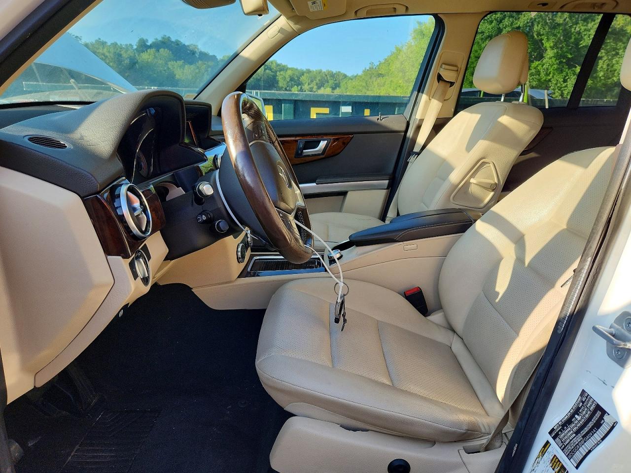 2015 Mercedes-benz Glk 350 4matic Белый vin: WDCGG8JB8FG409141