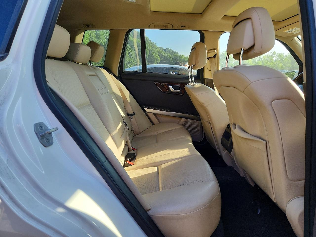 2015 Mercedes-benz Glk 350 4matic Белый vin: WDCGG8JB8FG409141