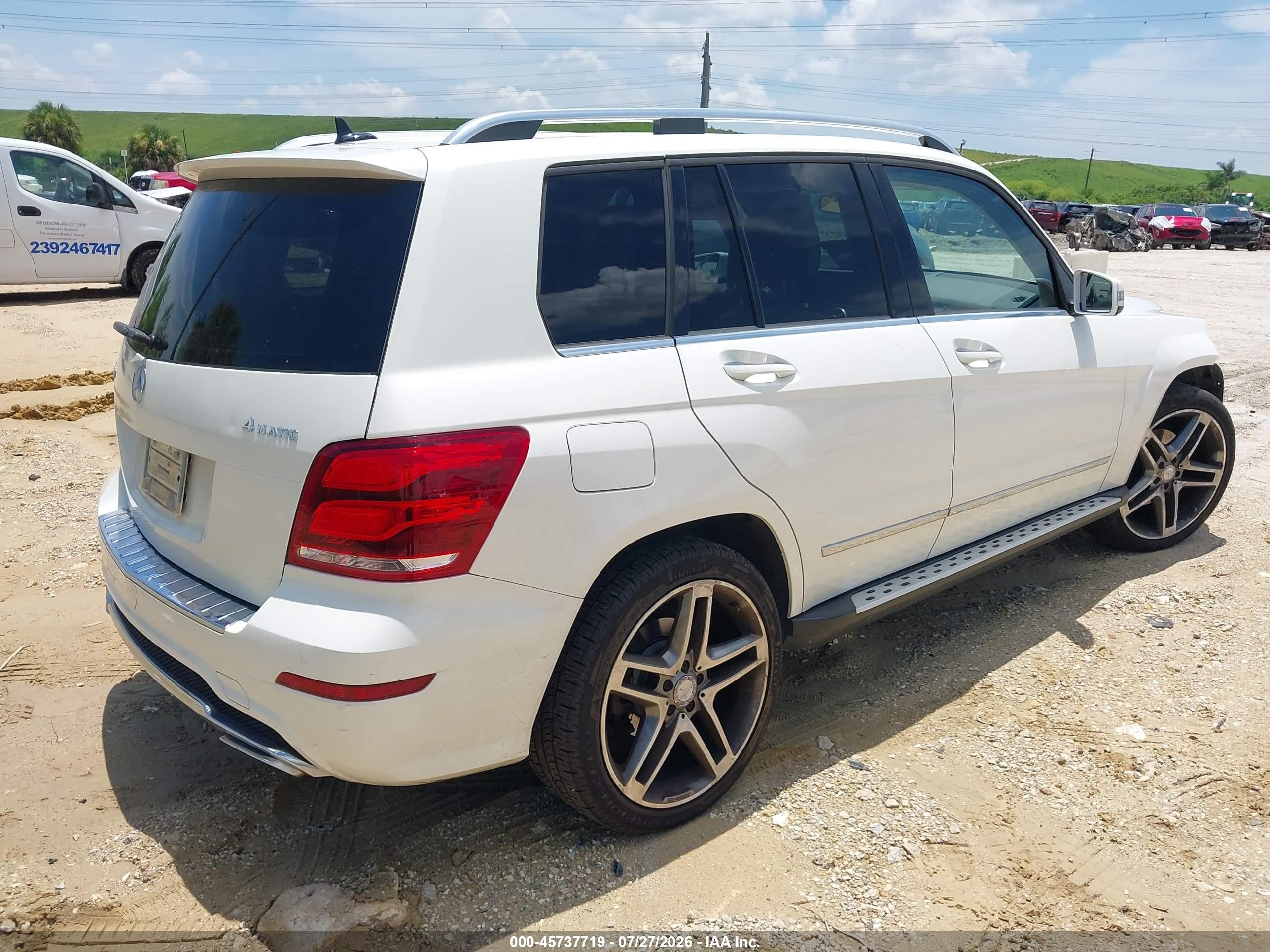 2013 Mercedes-benz Glk 350 4matic White vin: WDCGG8JB9DG137048