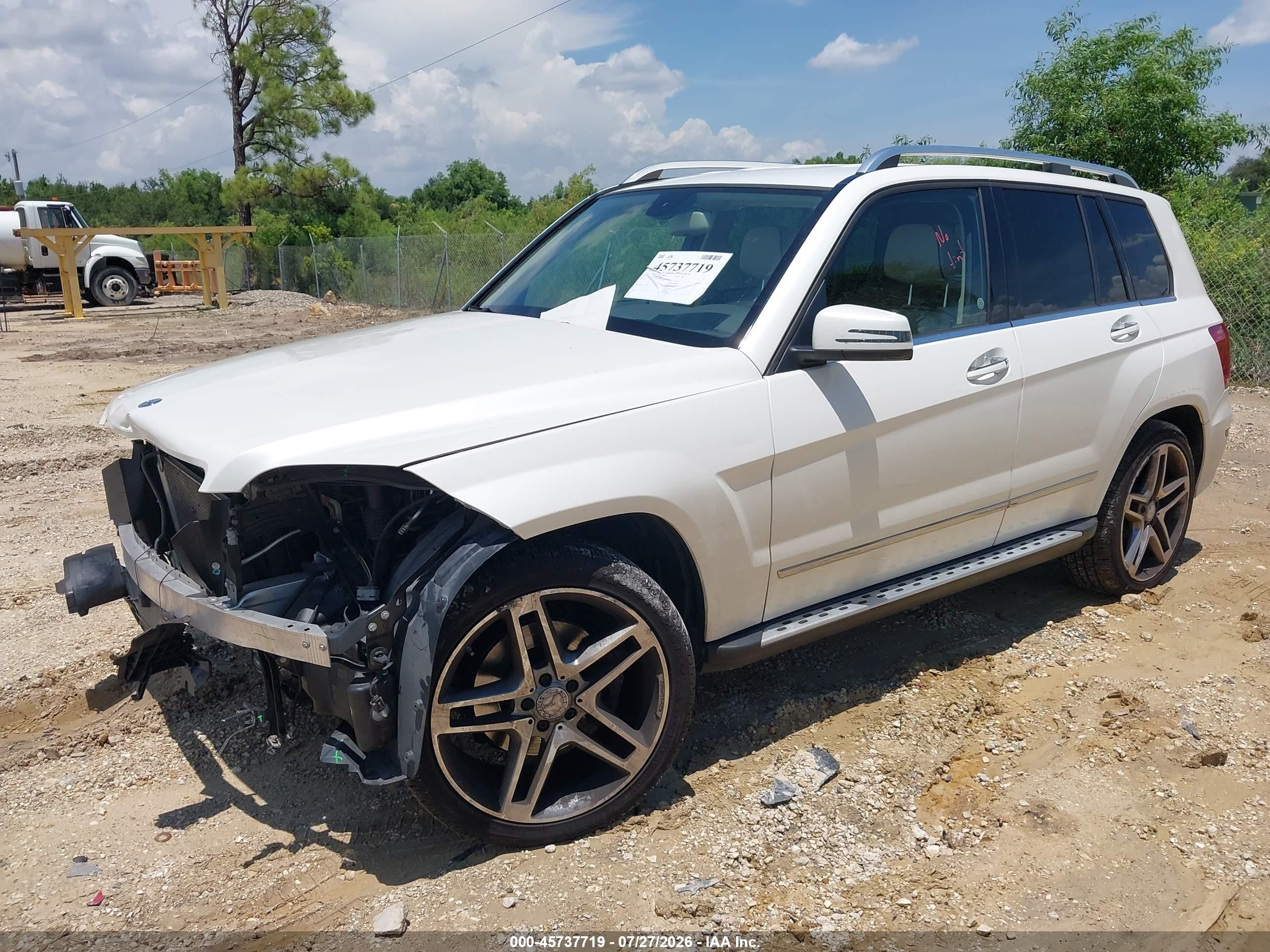 2013 Mercedes-benz Glk 350 4matic White vin: WDCGG8JB9DG137048