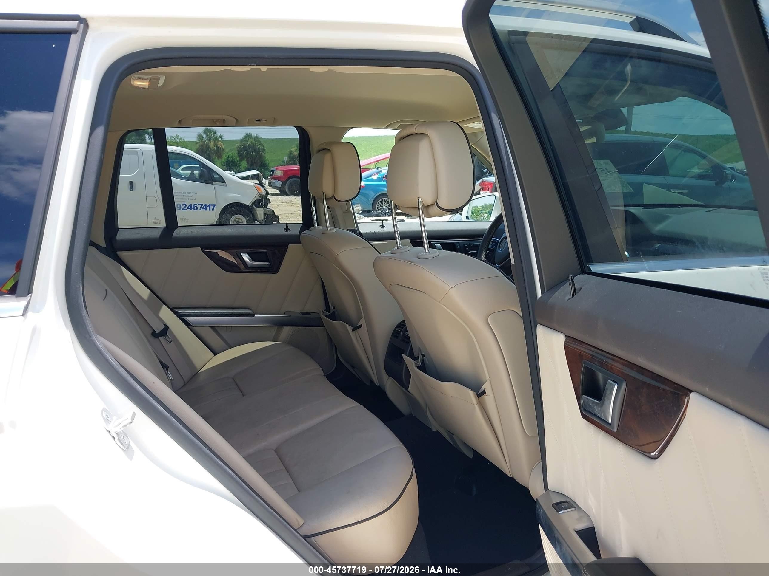 2013 Mercedes-benz Glk 350 4matic White vin: WDCGG8JB9DG137048