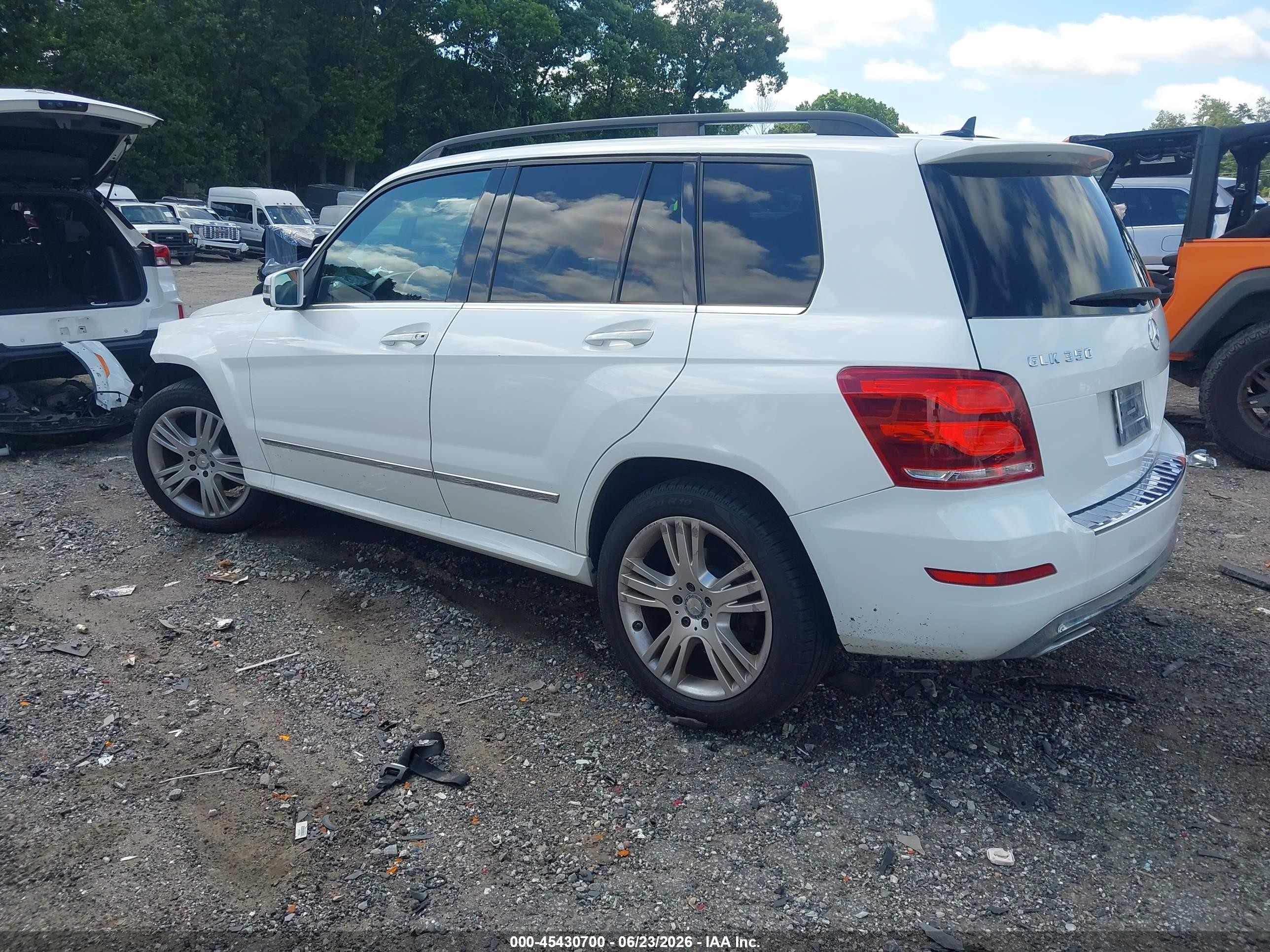2014 Mercedes-benz Glk 350 4matic White vin: WDCGG8JB9EG289817