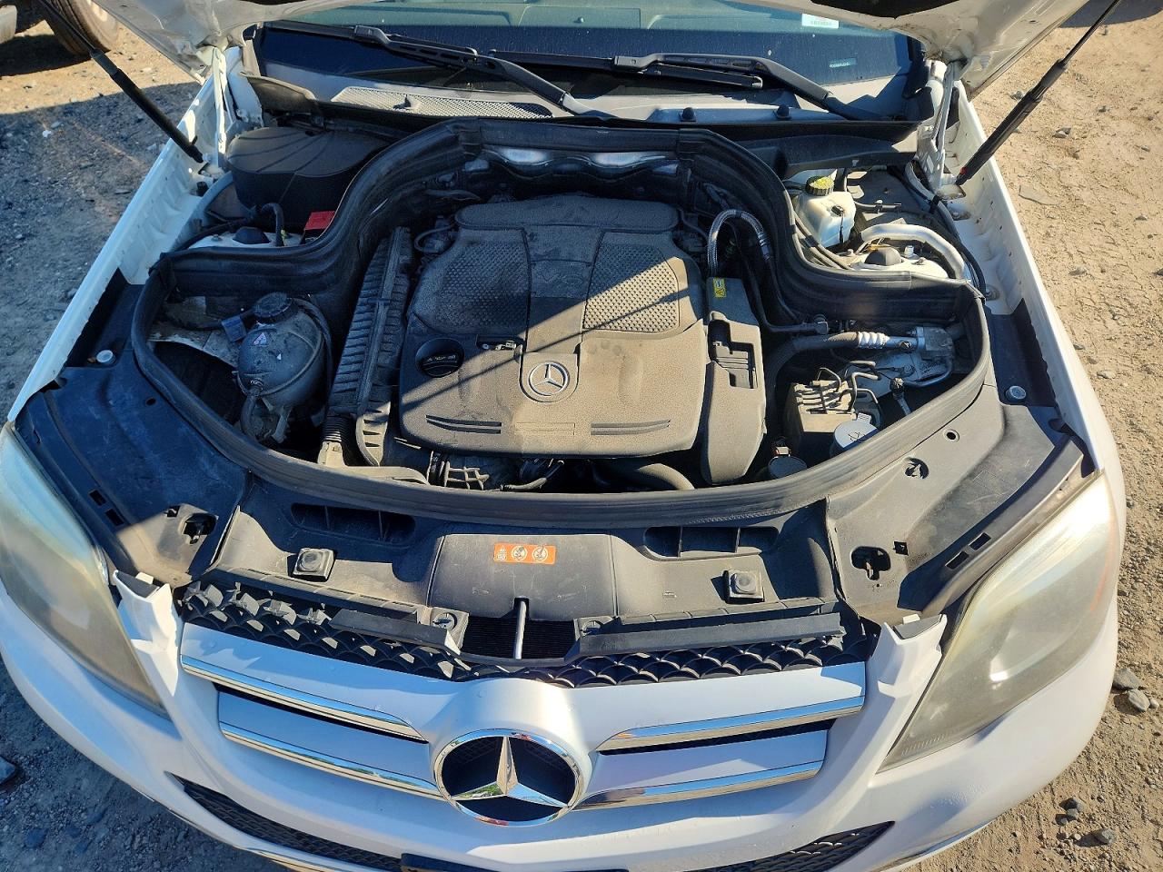2015 Mercedes-benz Glk 350 4matic White vin: WDCGG8JB9FG339536