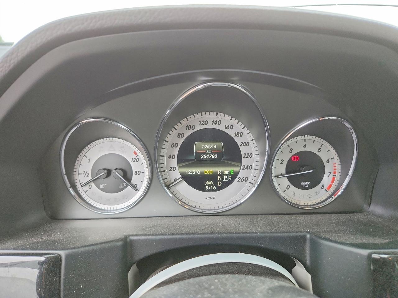 2013 Mercedes-benz Glk 350 4matic Белый vin: WDCGG8JBXDF973585