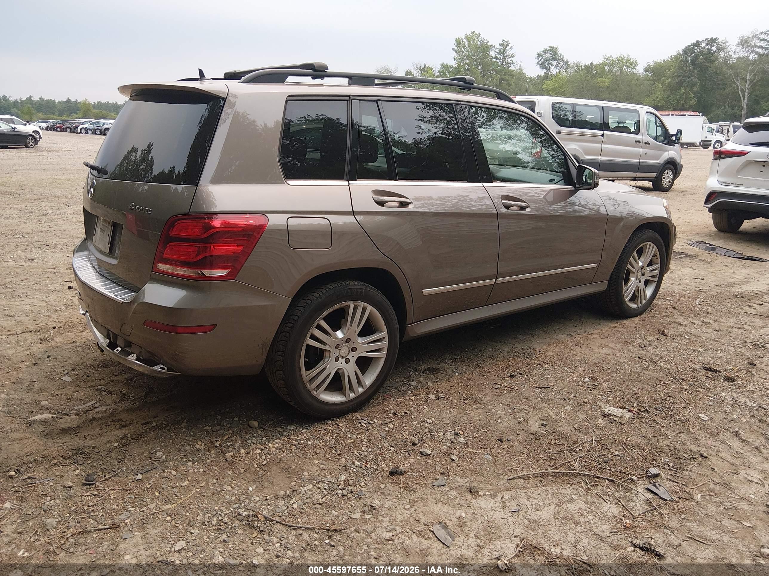 2013 Mercedes-benz Glk 350 4matic Золотой vin: WDCGG8JBXDF981525