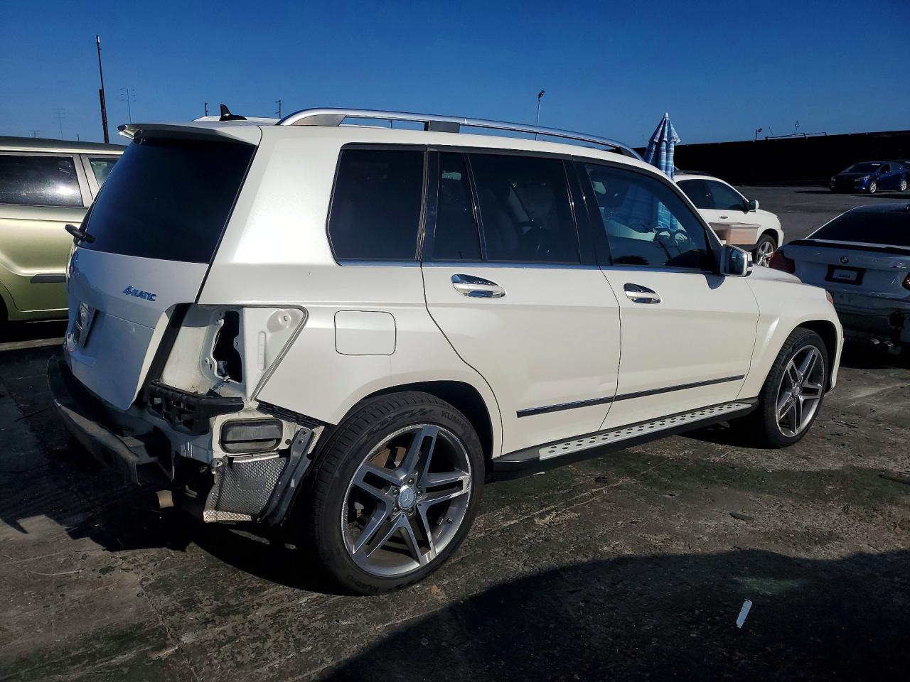 2013 Mercedes-benz Glk 350 4matic White vin: WDCGG8JBXDG045642