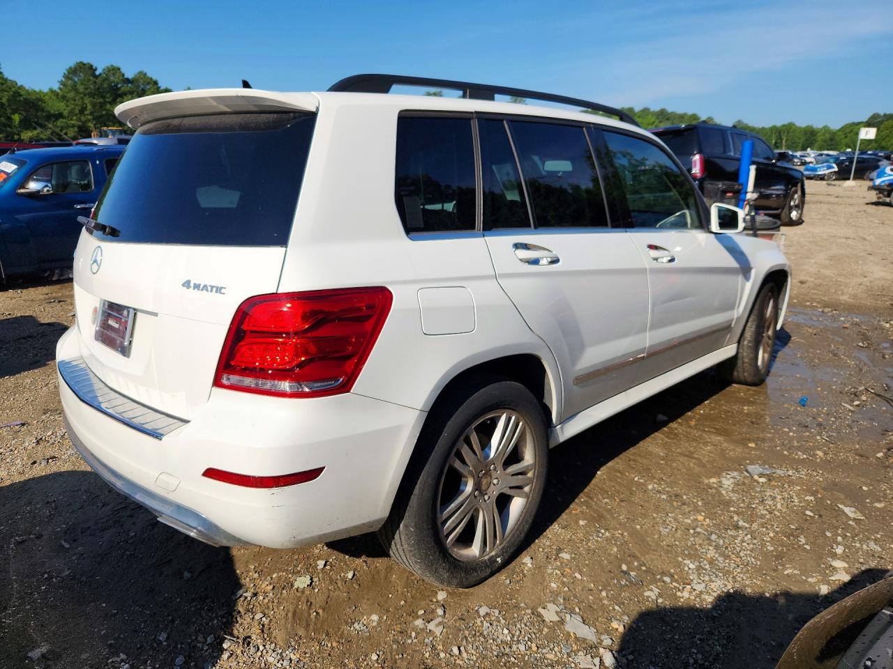2015 Mercedes-benz Glk 350 4matic White vin: WDCGG8JBXFG363098