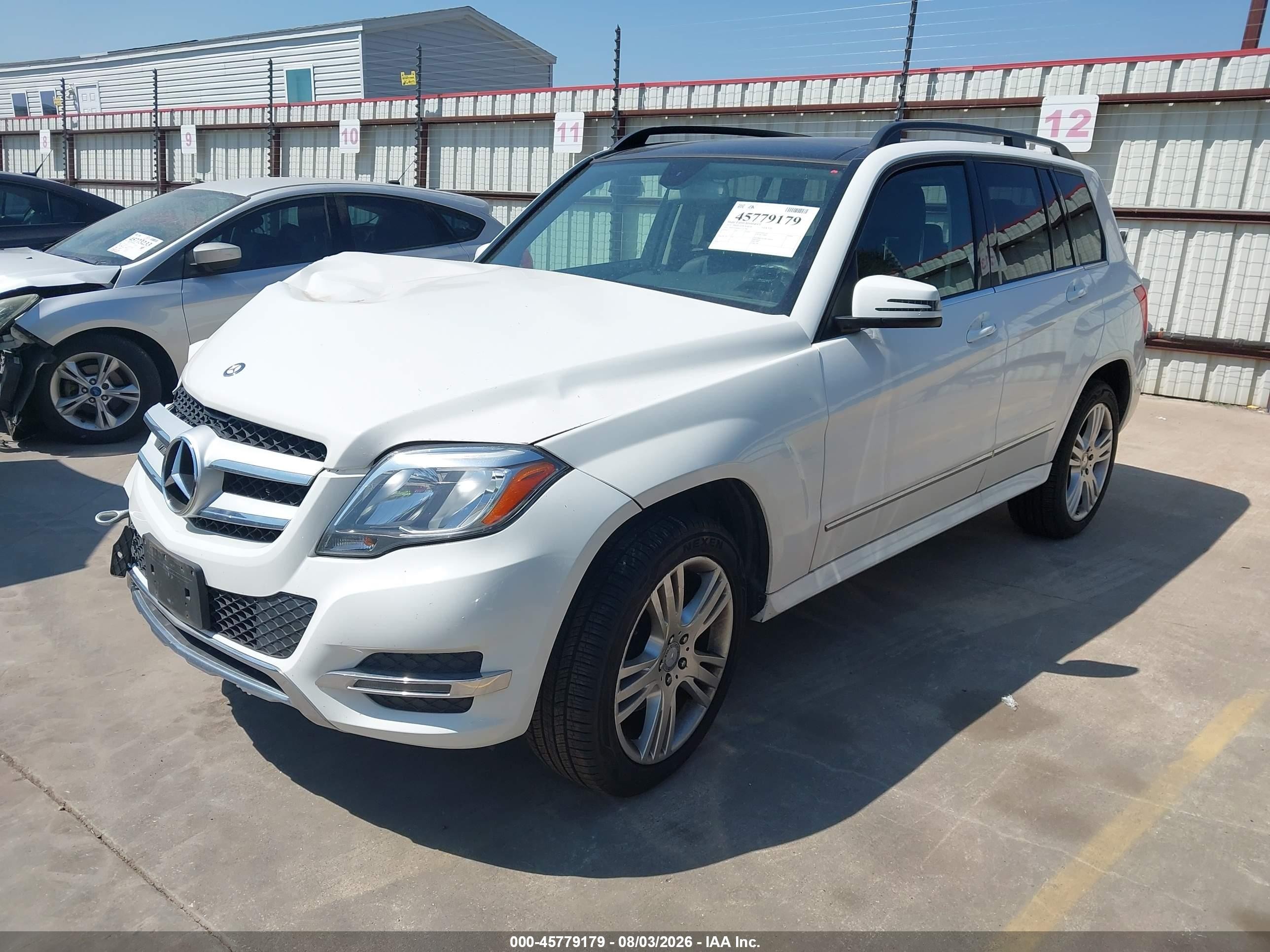 2015 Mercedes-benz Glk 350 4matic White vin: WDCGG8JBXFG397784