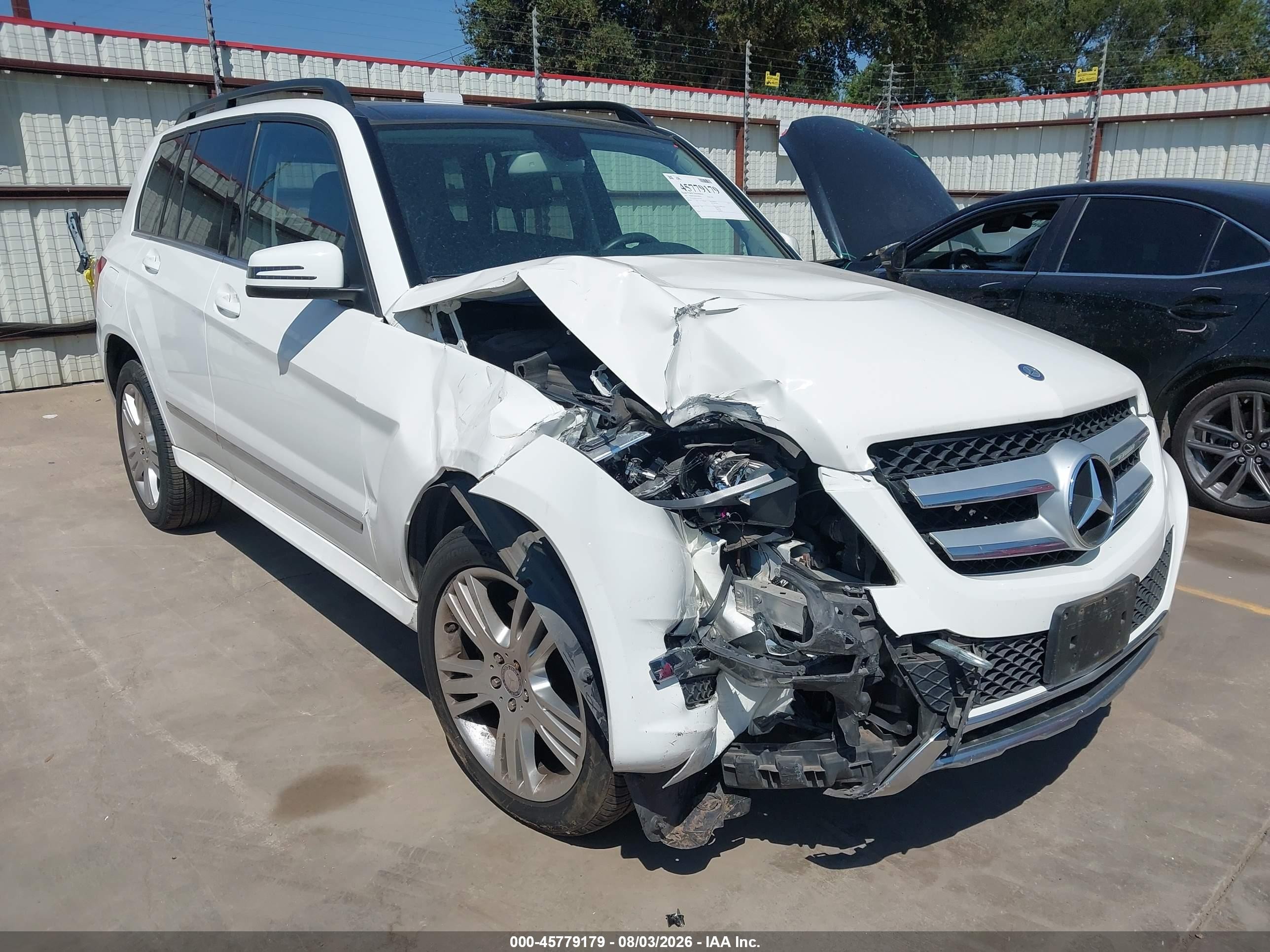 2015 Mercedes-benz Glk 350 4matic White vin: WDCGG8JBXFG397784