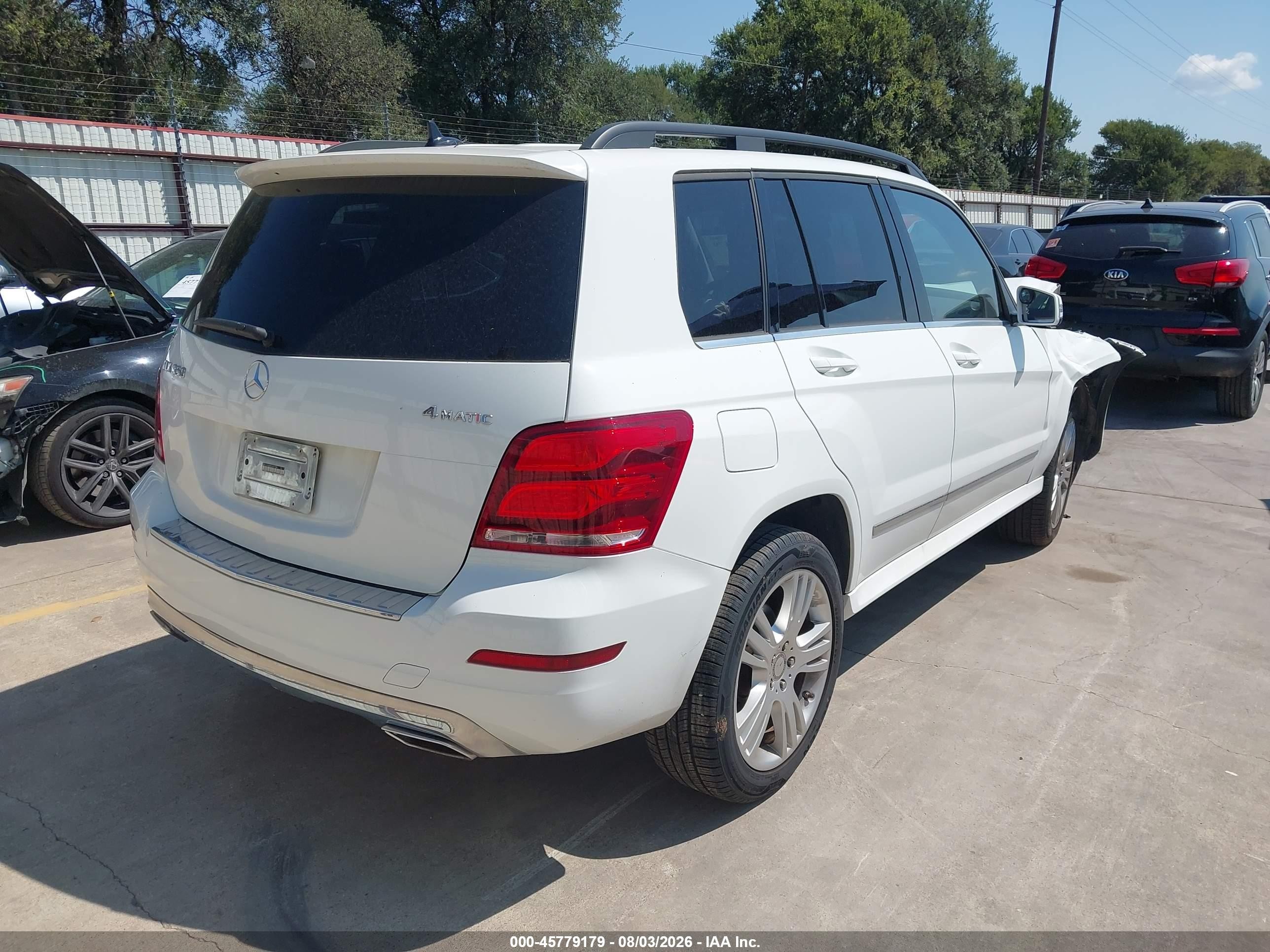 2015 Mercedes-benz Glk 350 4matic White vin: WDCGG8JBXFG397784