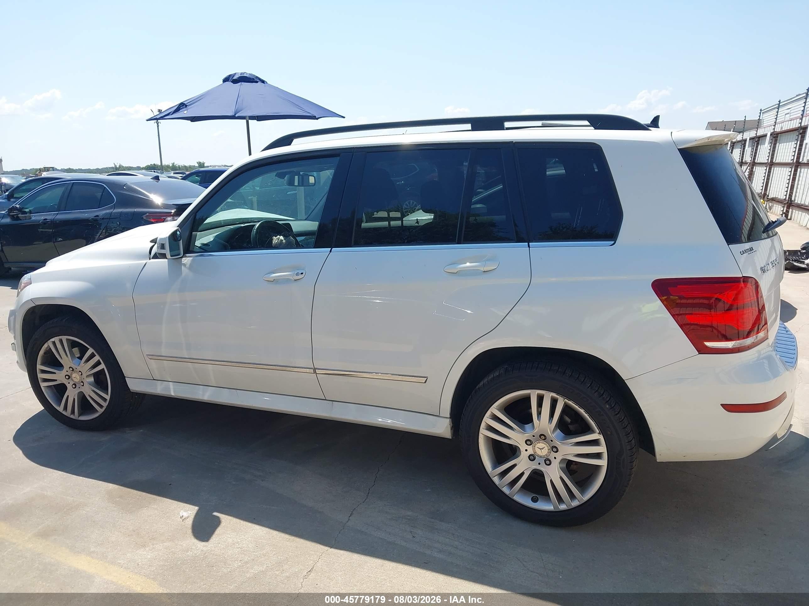 2015 Mercedes-benz Glk 350 4matic White vin: WDCGG8JBXFG397784