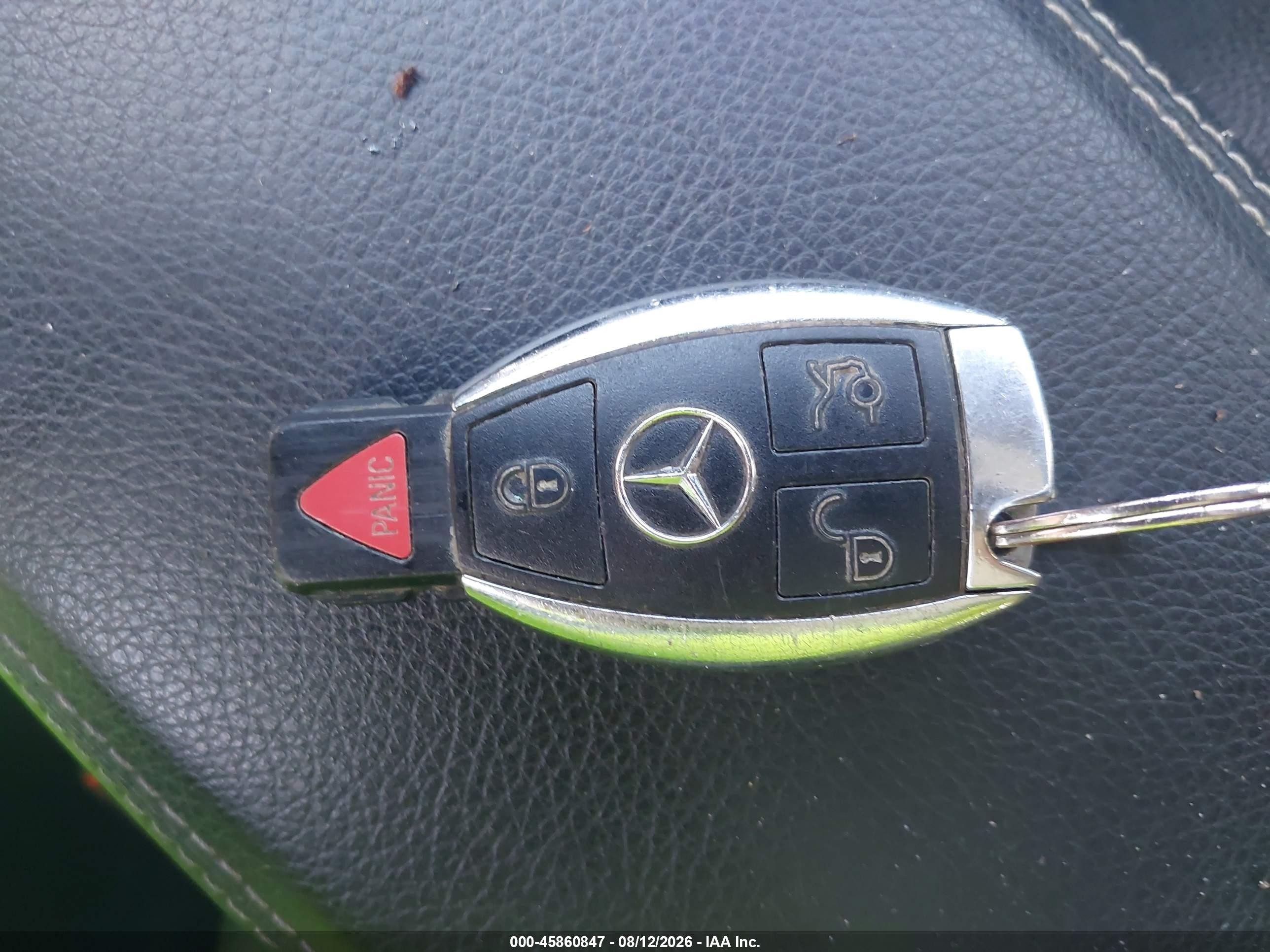 2015 Mercedes-benz Gla 250   Серебряный vin: WDCTG4EB0FJ135177