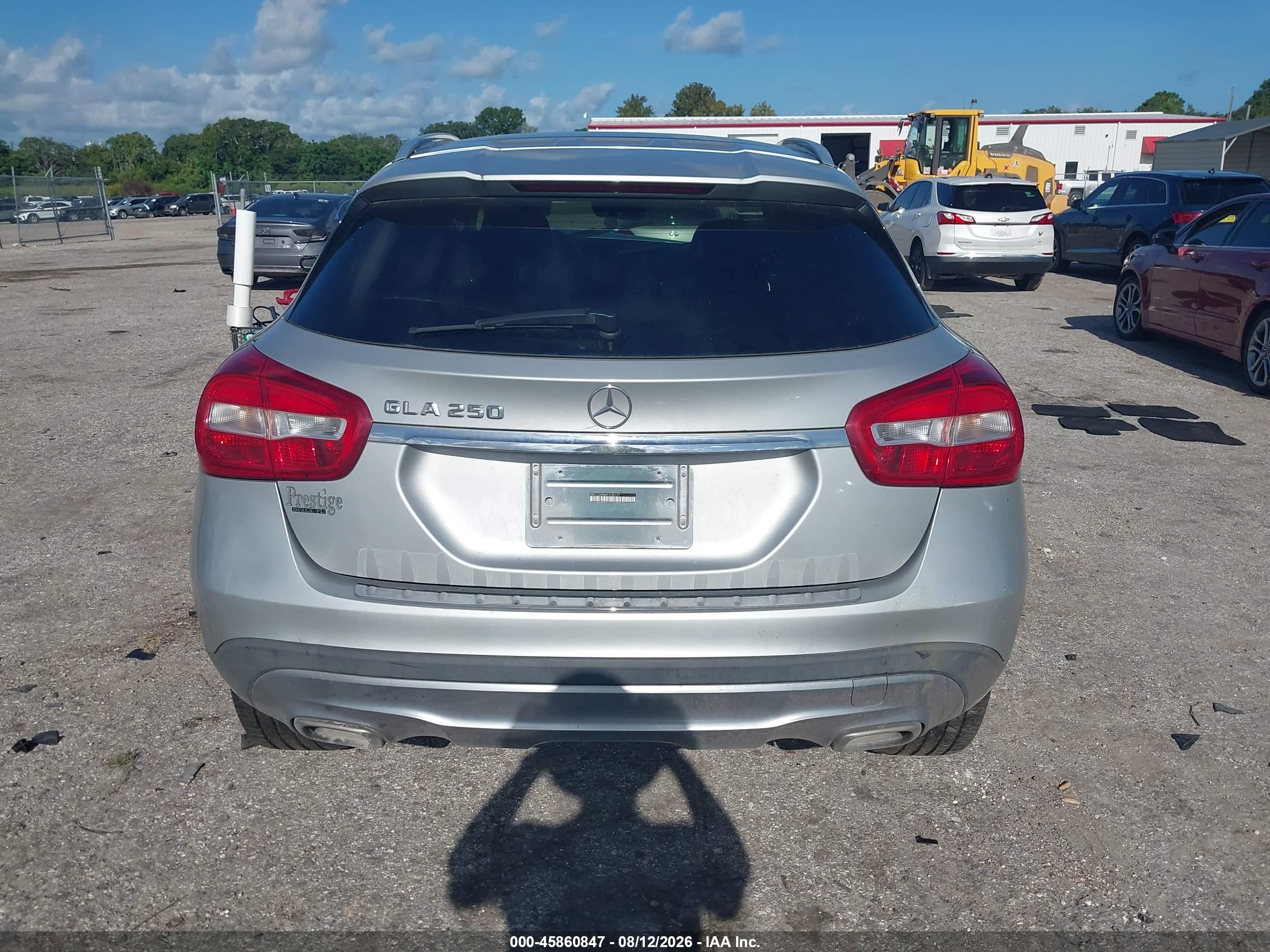 2015 Mercedes-benz Gla 250   Серебряный vin: WDCTG4EB0FJ135177