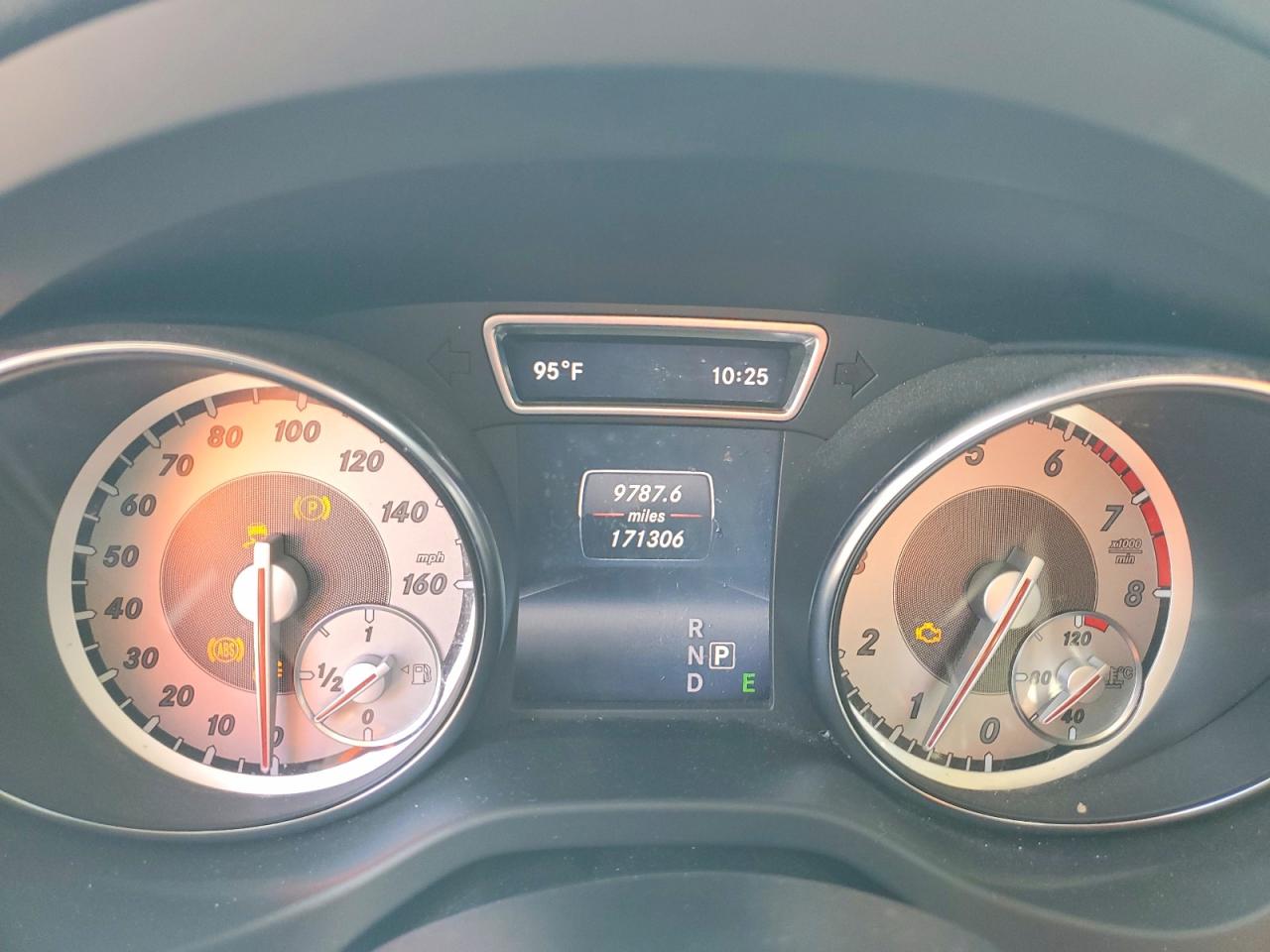 2015 Mercedes-benz Gla 250 White vin: WDCTG4EB0FJ164369