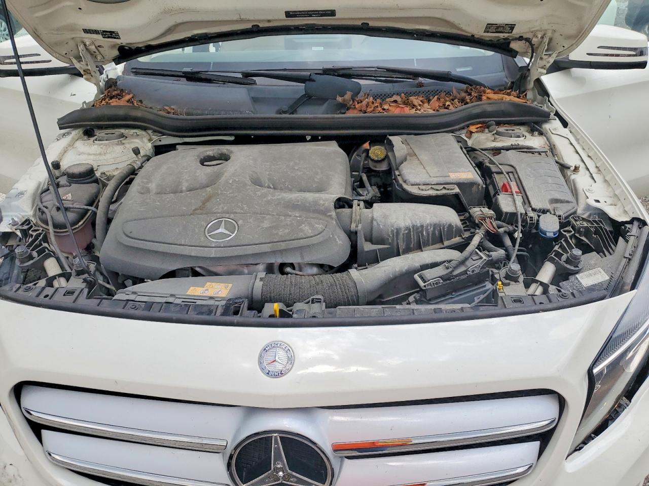 2015 Mercedes-benz Gla 250 White vin: WDCTG4EB0FJ175002