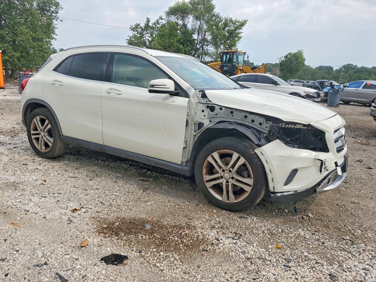 2015 Mercedes-benz Gla 250 White vin: WDCTG4EB0FJ175002