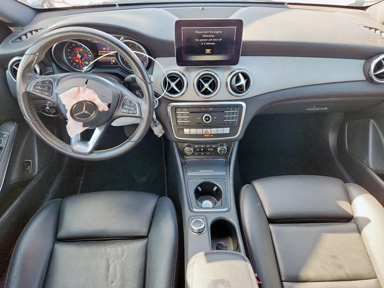 2018 Mercedes-benz Gla 250 White vin: WDCTG4EB0JJ477835