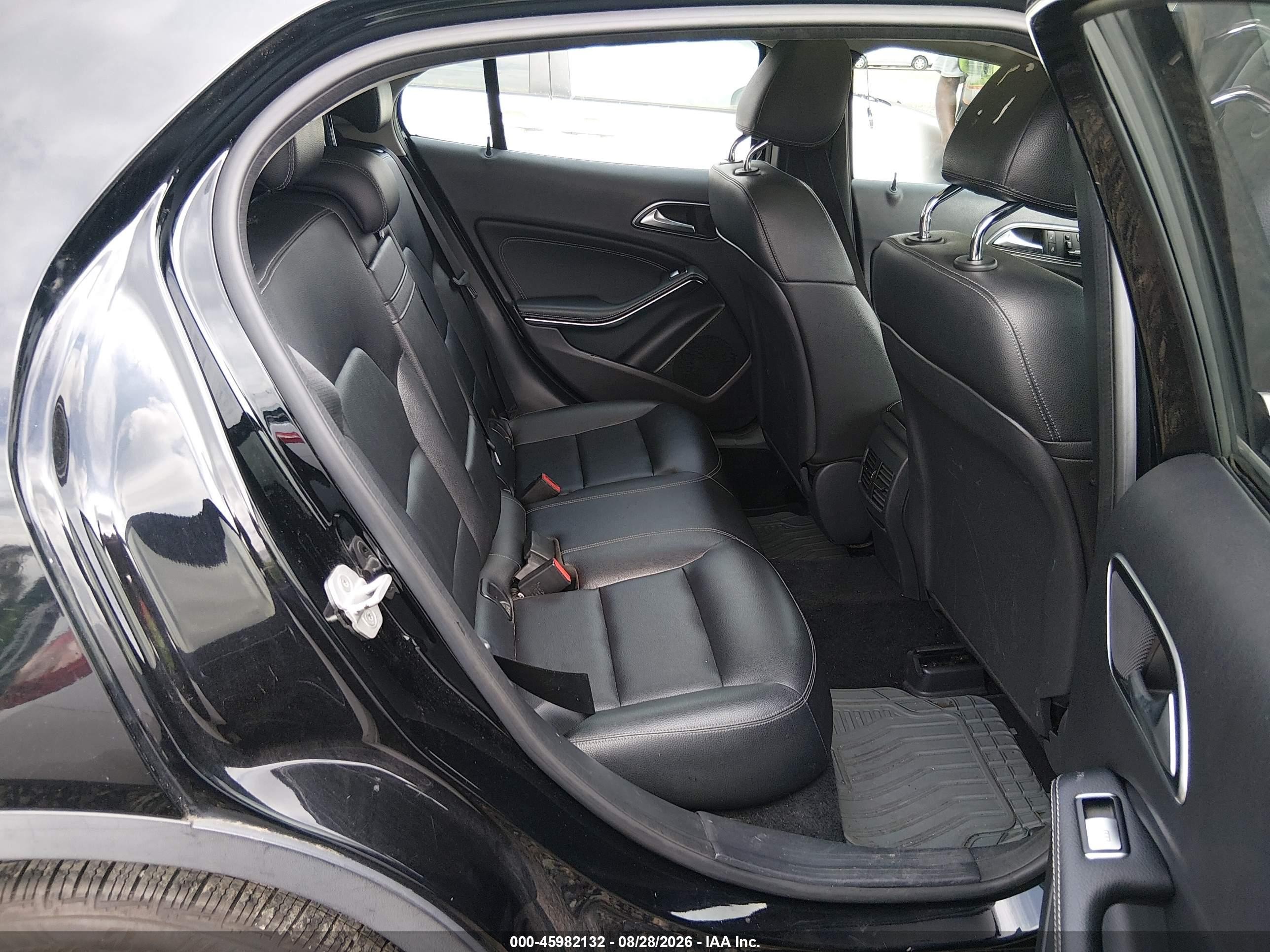 2015 Mercedes-benz Gla 250 Black vin: WDCTG4EB1FJ119635