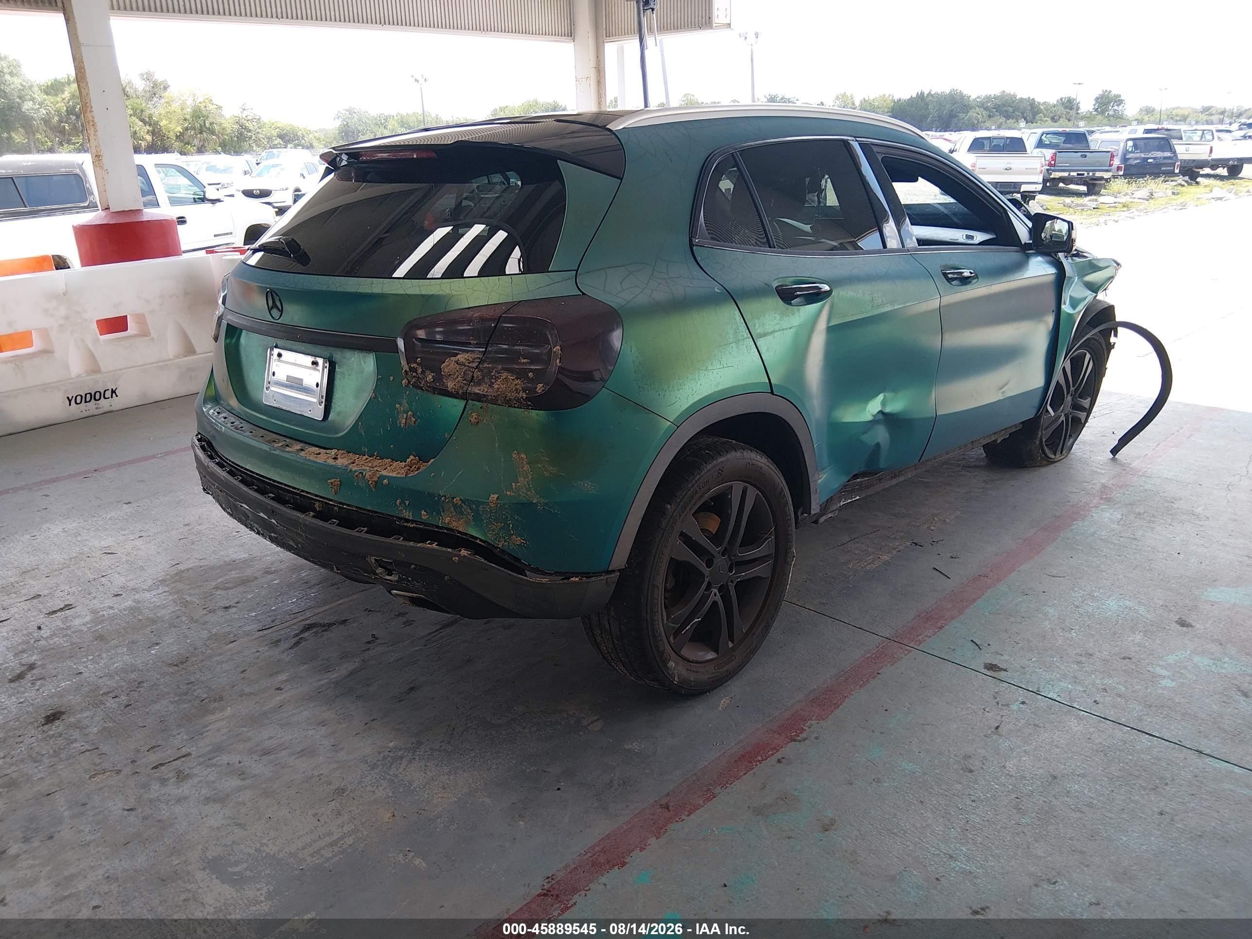 2016 Mercedes-benz Gla 250   Green vin: WDCTG4EB1GJ271528