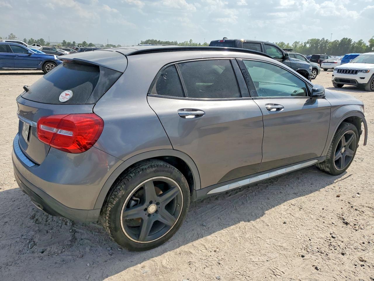 2017 Mercedes-benz Gla 250 Gray vin: WDCTG4EB1HJ289951