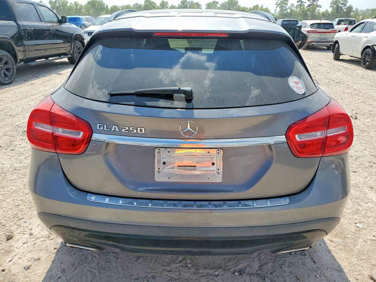 2017 Mercedes-benz Gla 250 Gray vin: WDCTG4EB1HJ289951