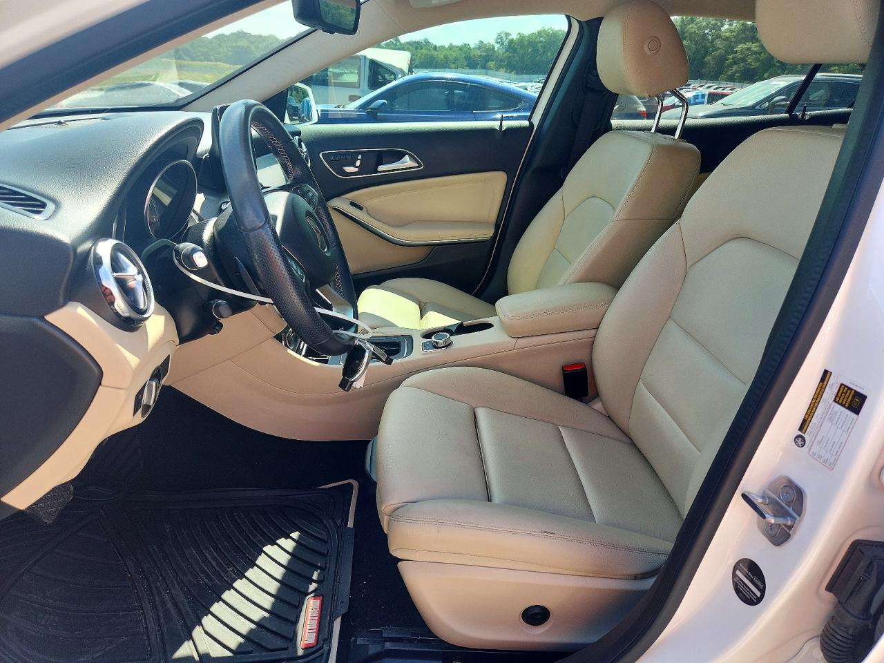 2020 Mercedes-benz Gla 250 White vin: WDCTG4EB2LU024236