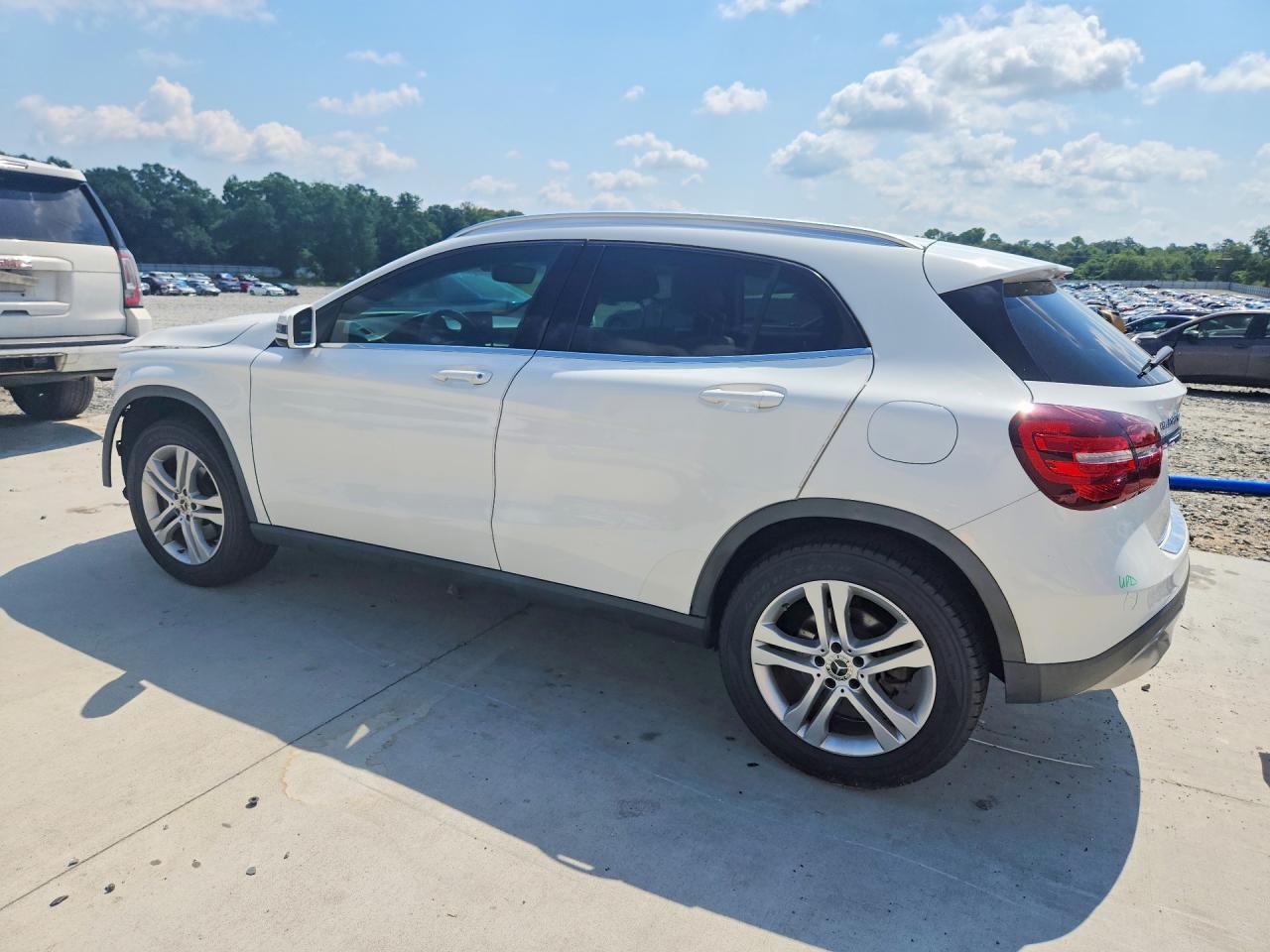 2020 Mercedes-benz Gla 250 White vin: WDCTG4EB2LU024236