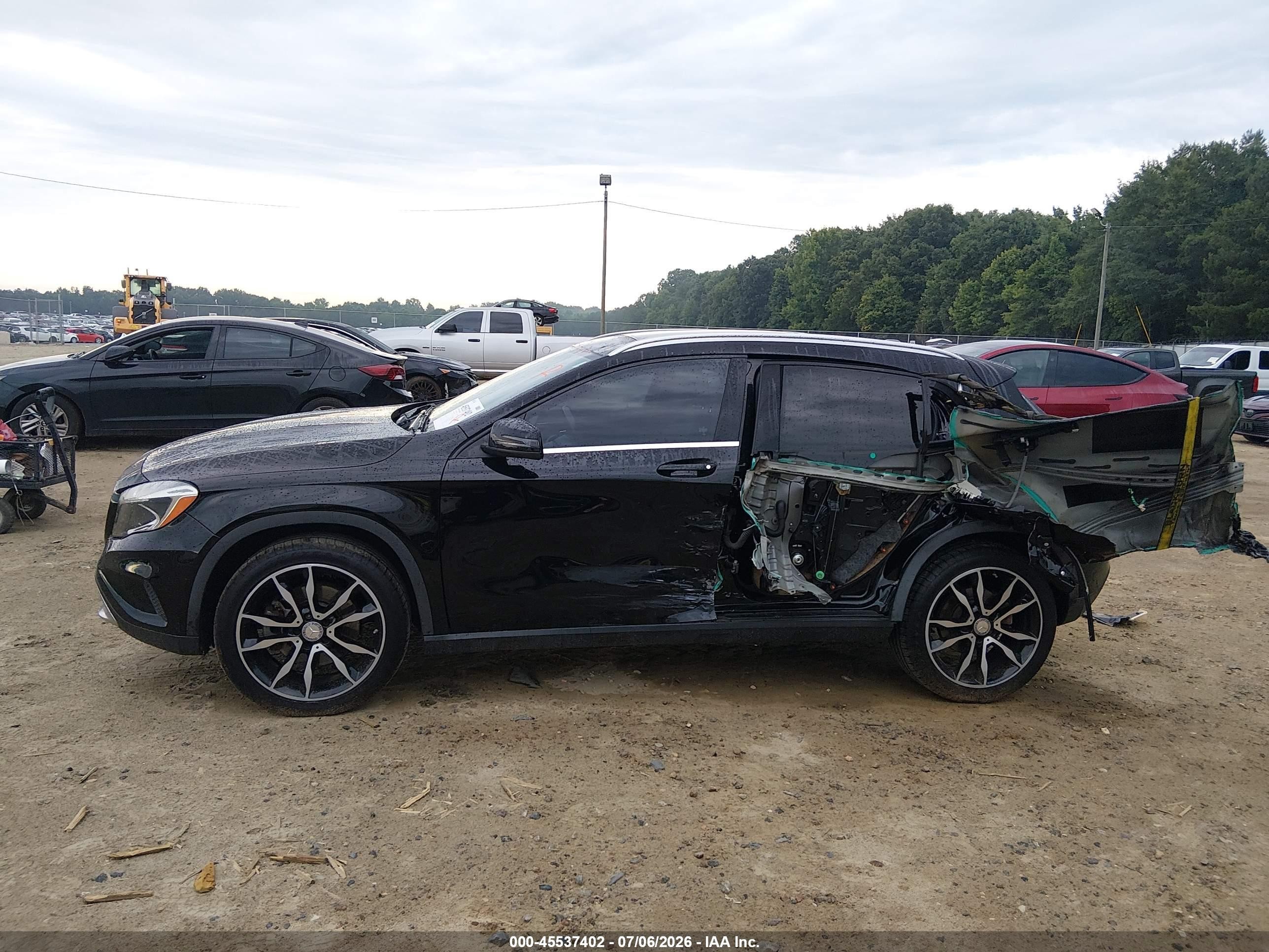 2015 Mercedes-benz Gla 250 Black vin: WDCTG4EB3FJ113027