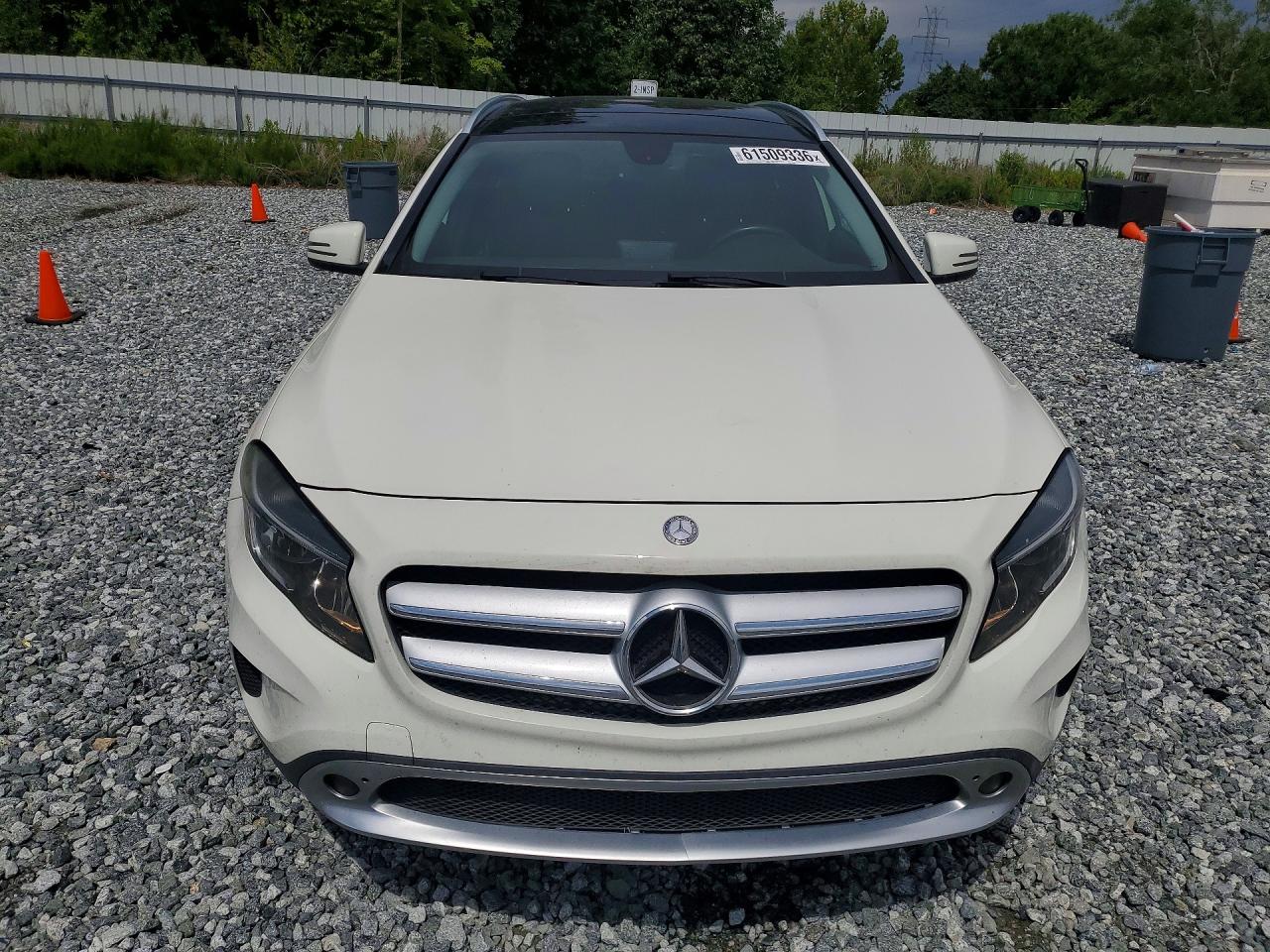 2015 Mercedes-benz Gla 250 White vin: WDCTG4EB3FJ123900