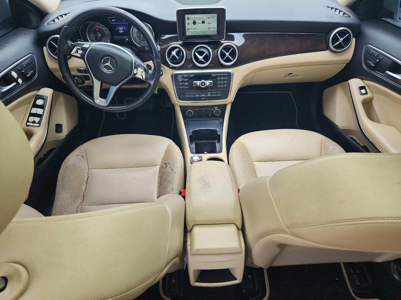 2015 Mercedes-benz Gla 250 White vin: WDCTG4EB3FJ127123
