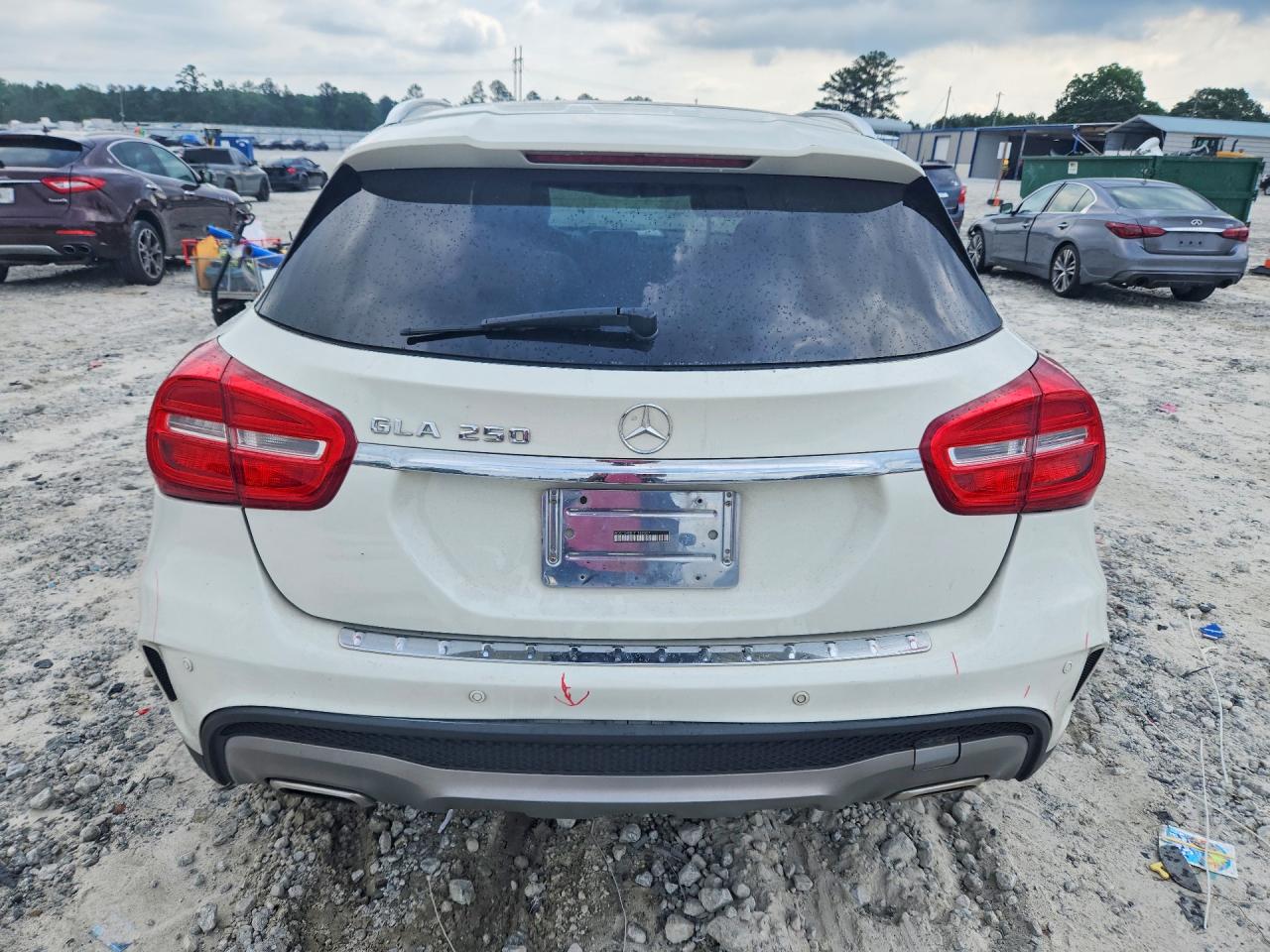 2015 Mercedes-benz Gla 250 White vin: WDCTG4EB3FJ127123
