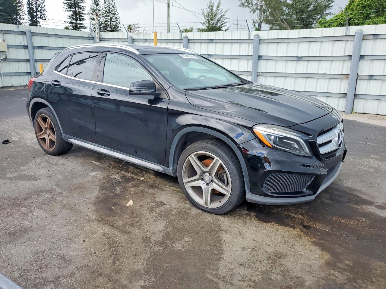 2015 Mercedes-benz Gla 250 Black vin: WDCTG4EB3FJ132757