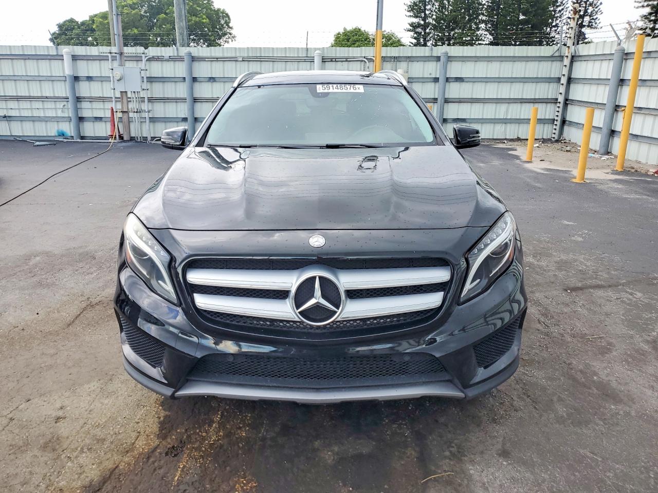 2015 Mercedes-benz Gla 250 Black vin: WDCTG4EB3FJ132757